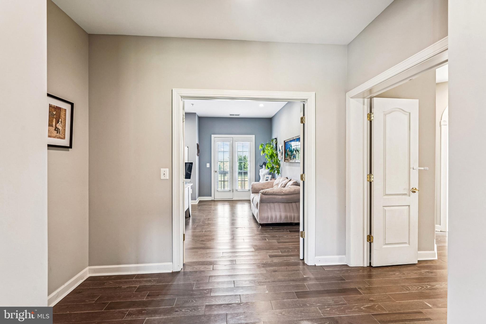 LONG ACRES - Residential