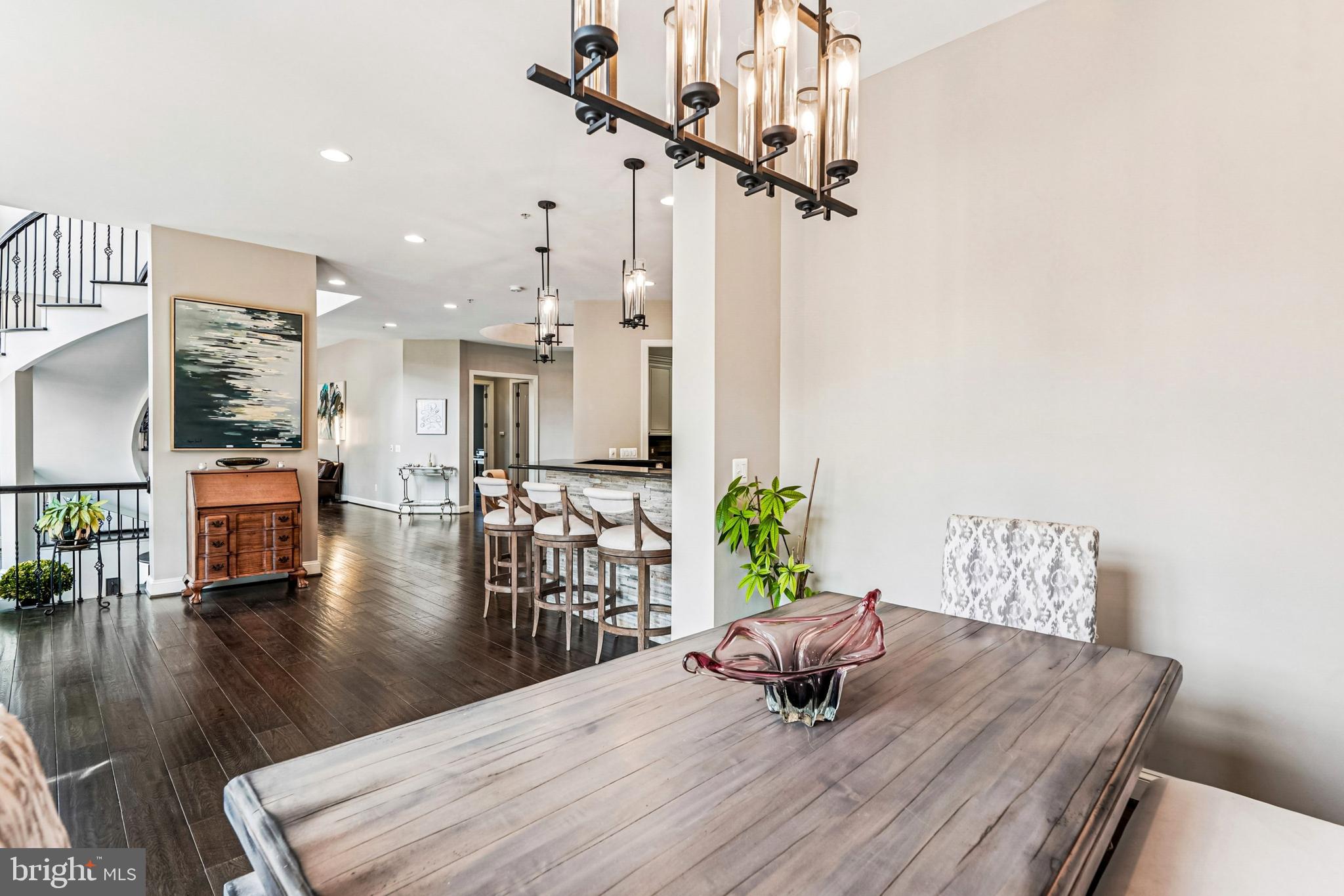 LONG ACRES - Residential