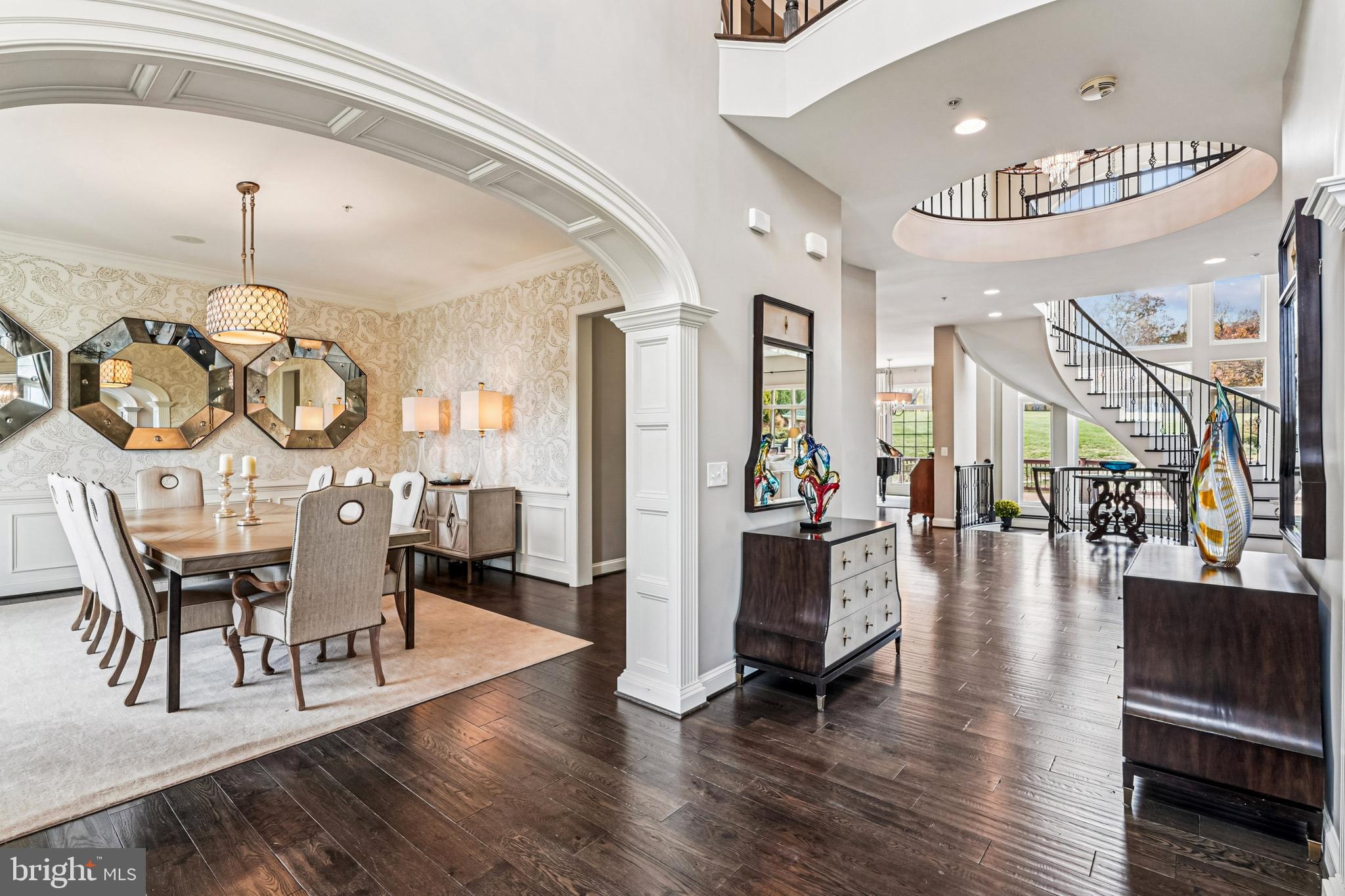 LONG ACRES - Residential