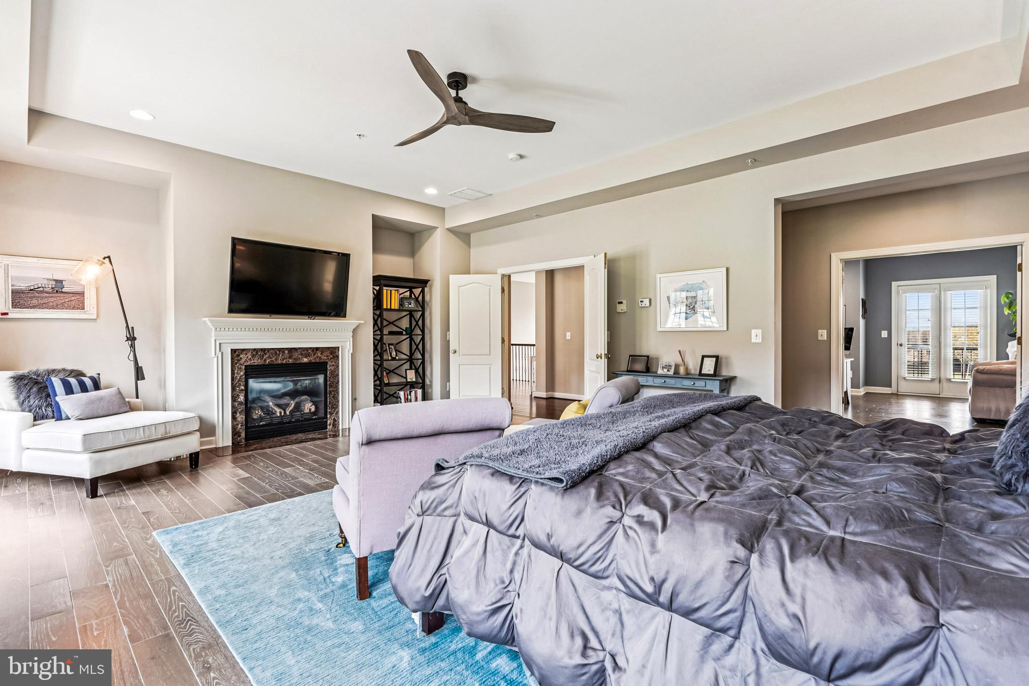 LONG ACRES - Residential