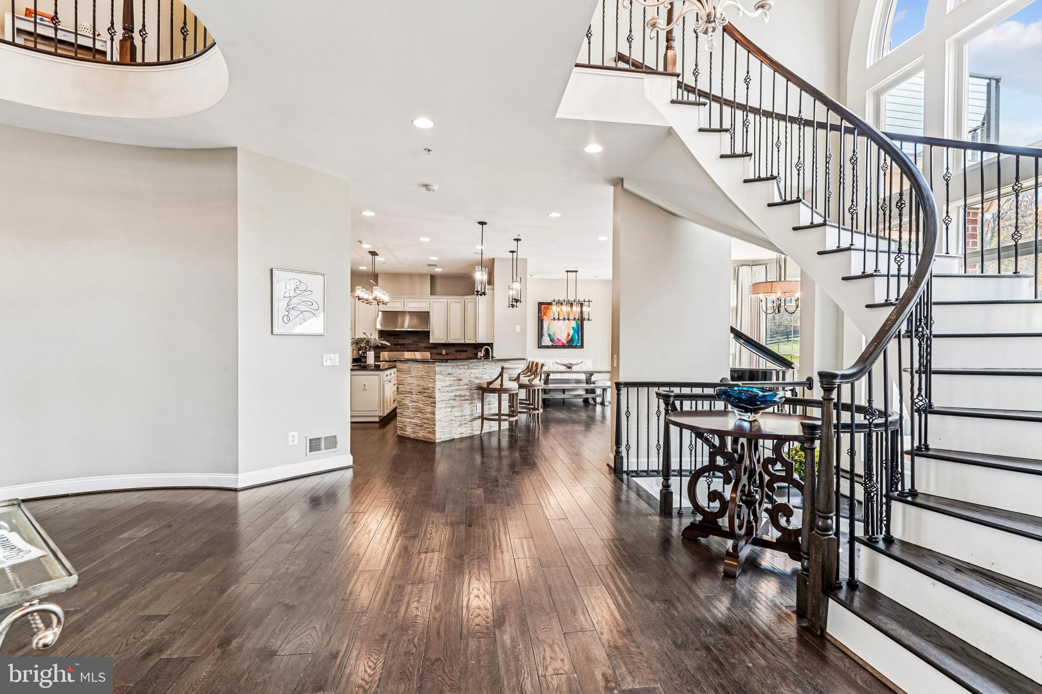 LONG ACRES - Residential