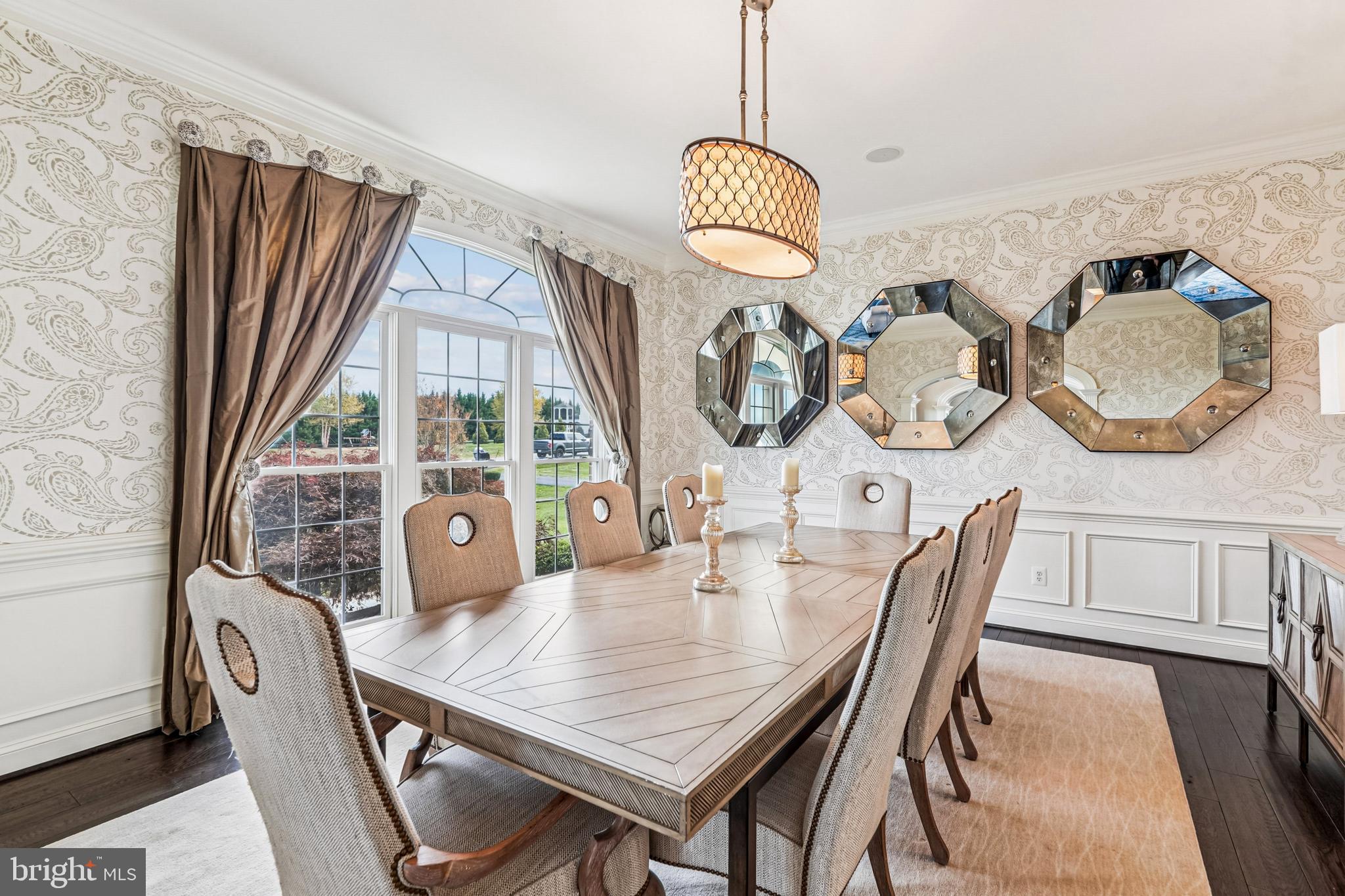 LONG ACRES - Residential