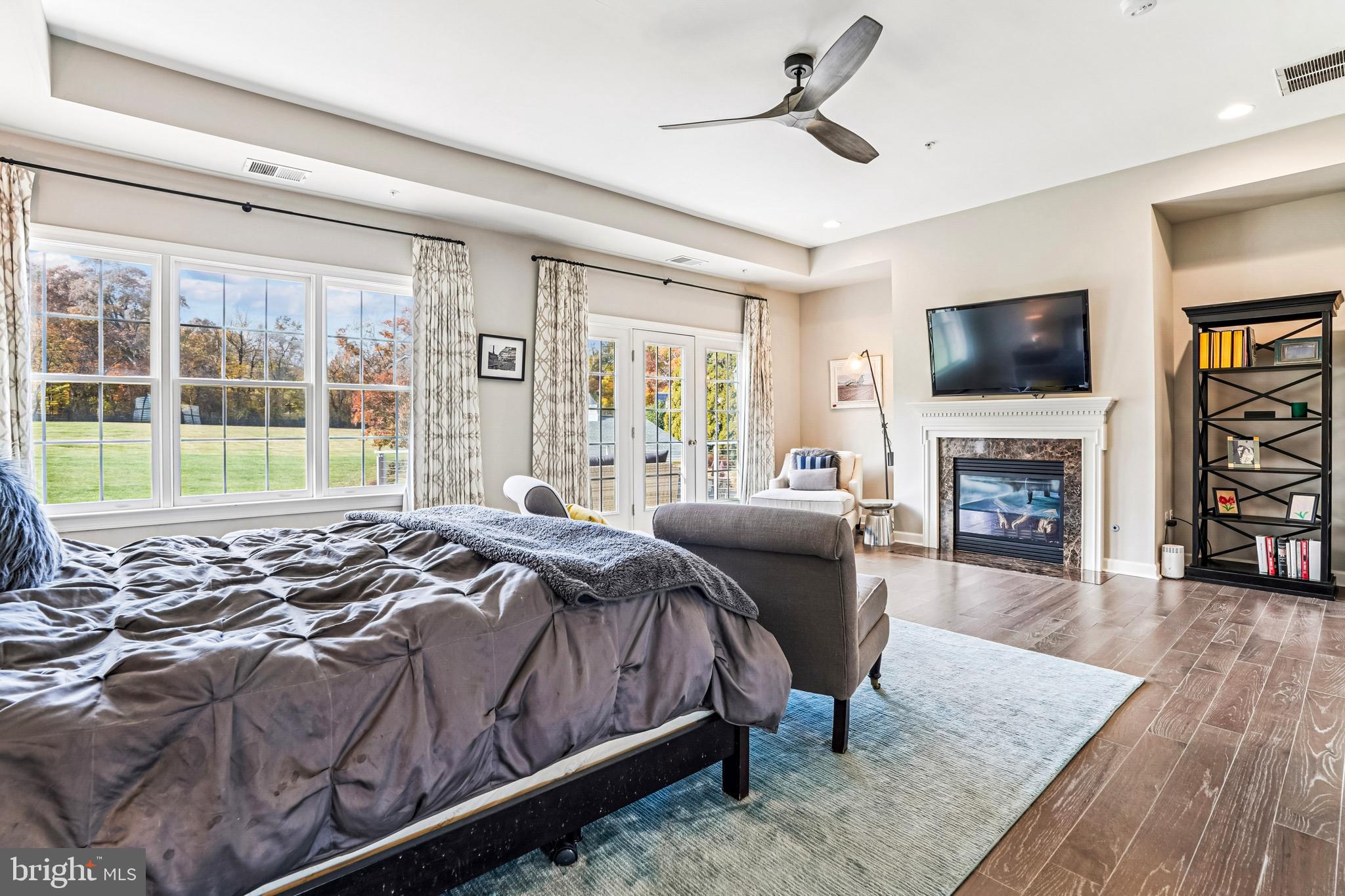 LONG ACRES - Residential