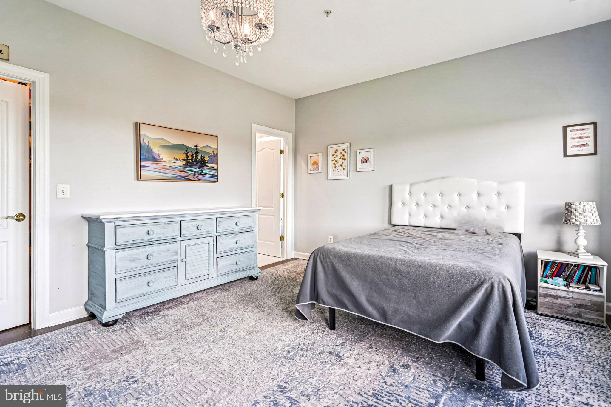 LONG ACRES - Residential