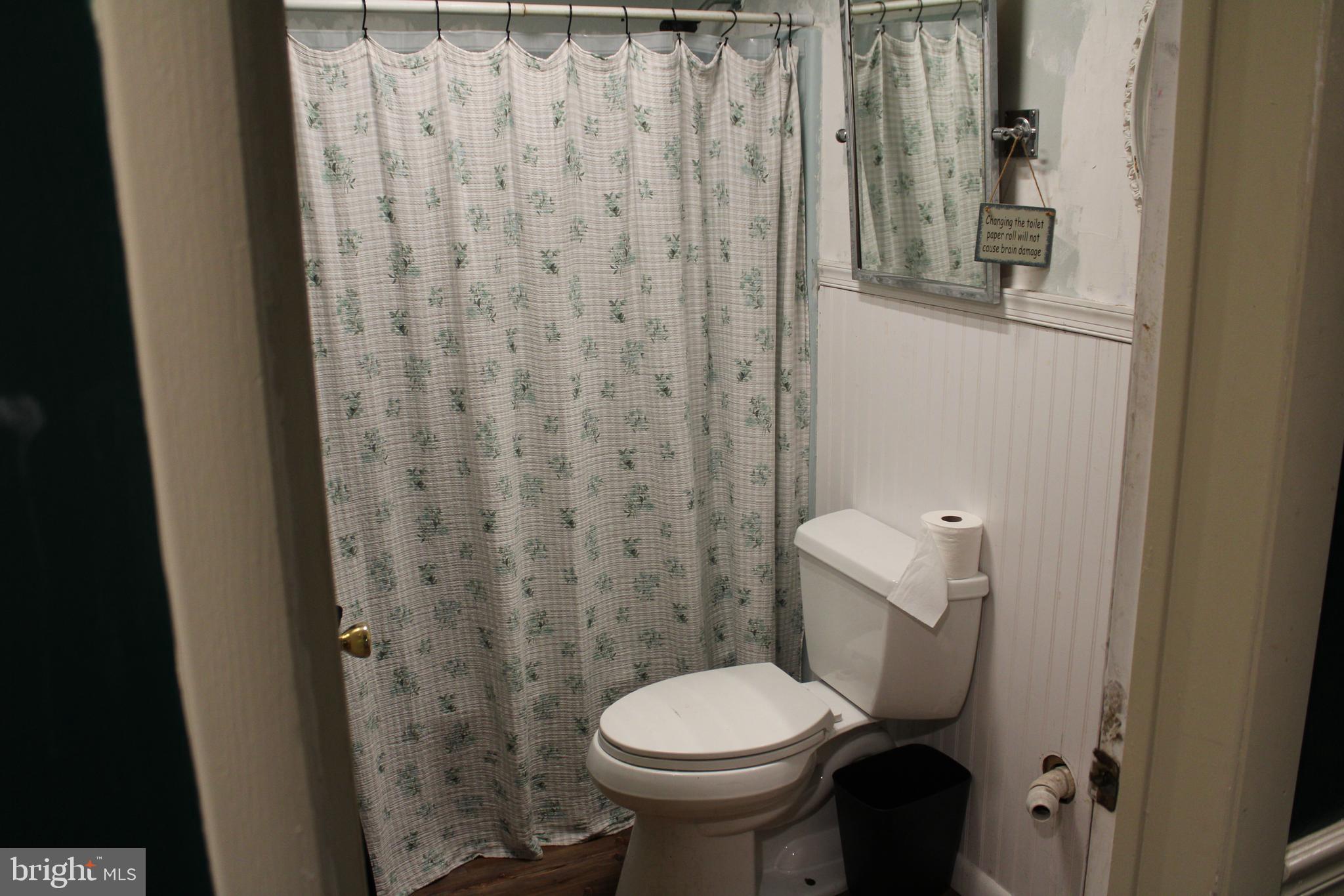 DENTON MANOR - Residential