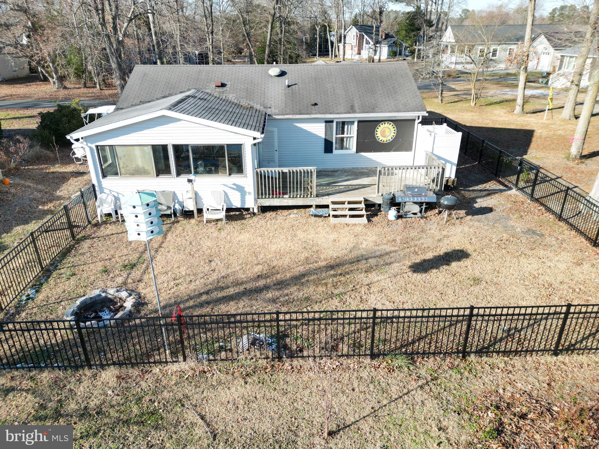 DENTON MANOR - Residential