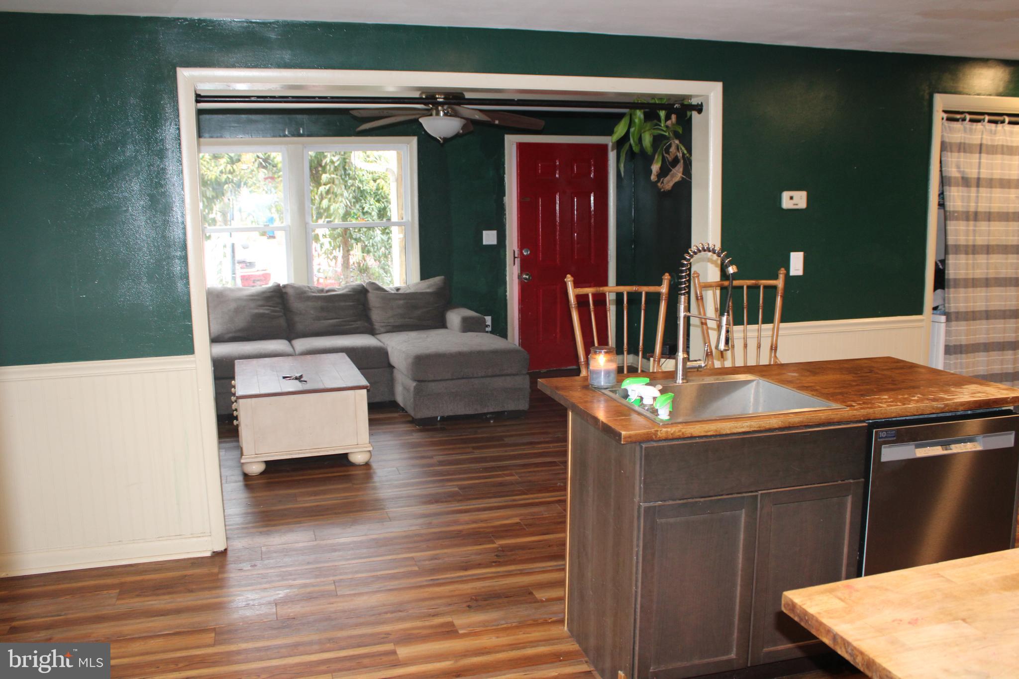 DENTON MANOR - Residential