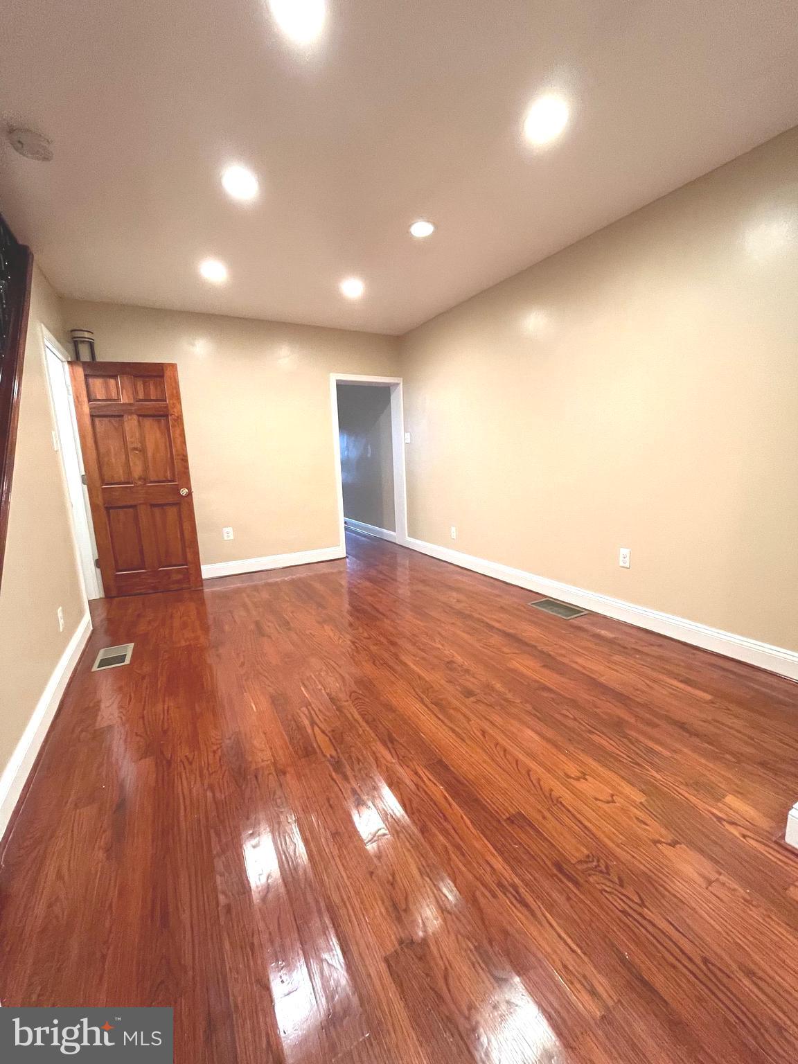 FISHTOWN - Residential Lease