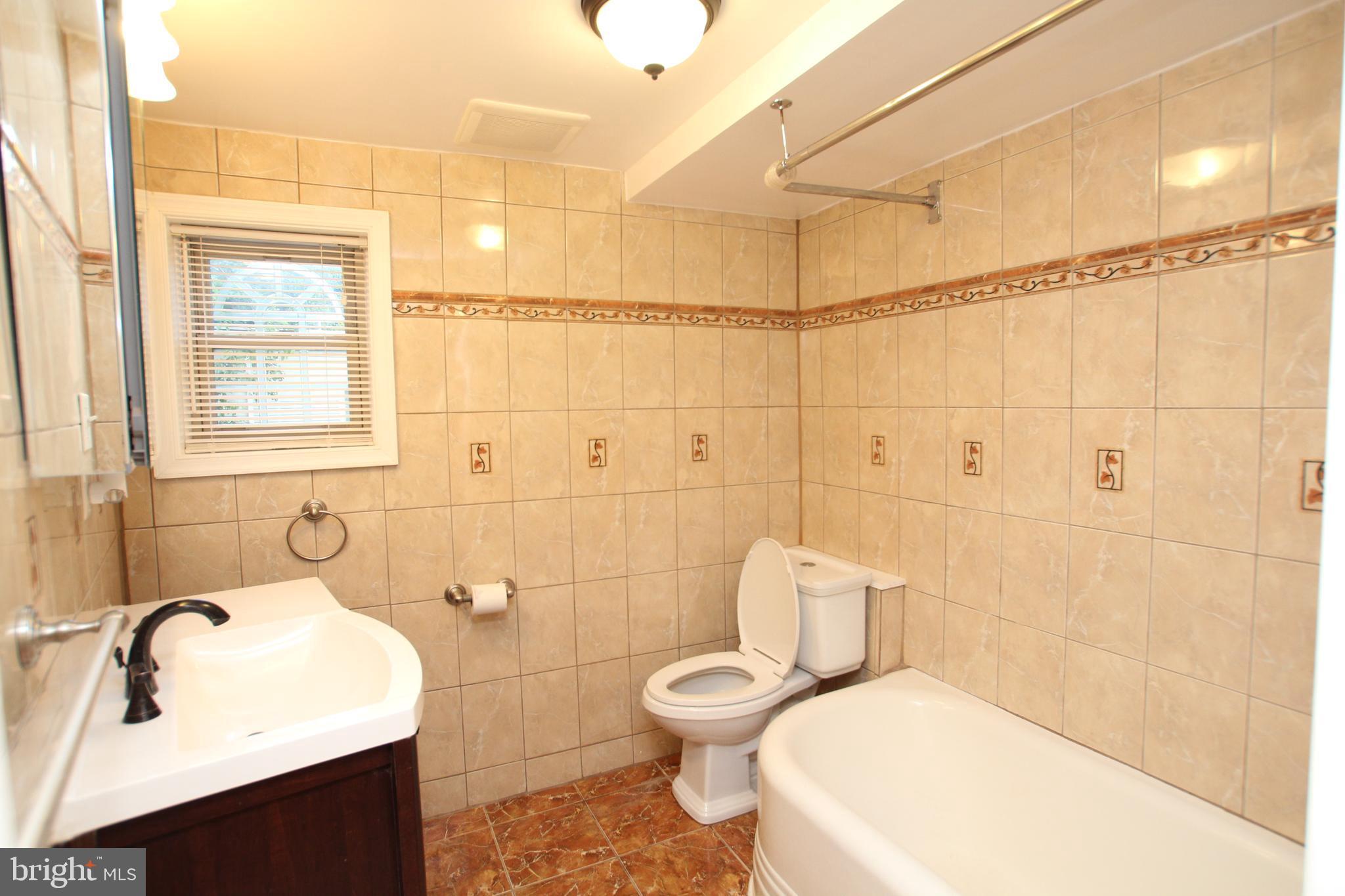 FISHTOWN - Residential Lease