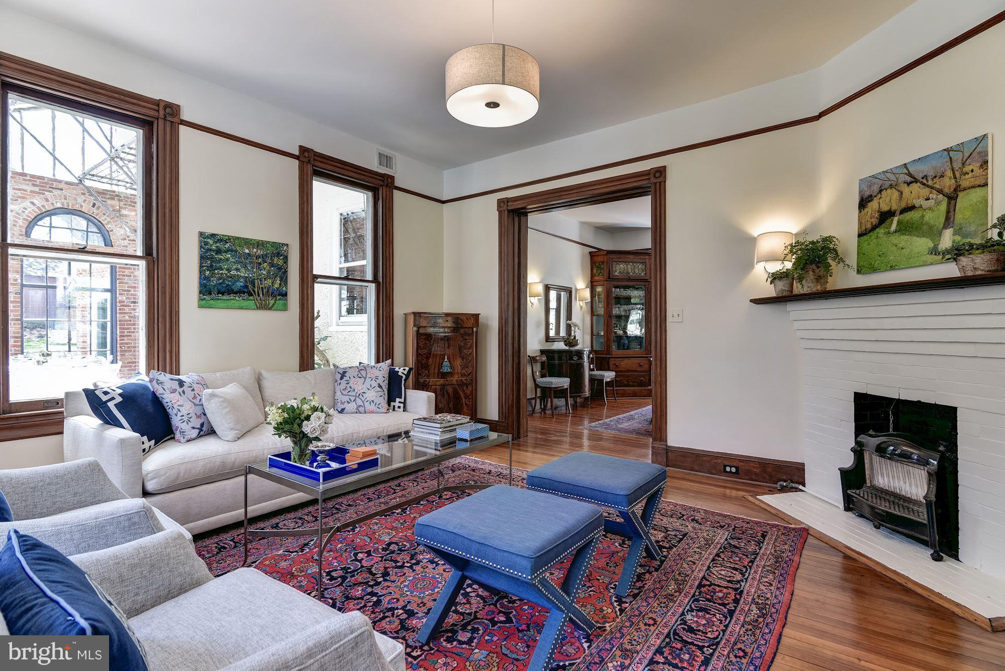 KENSINGTON - Residential