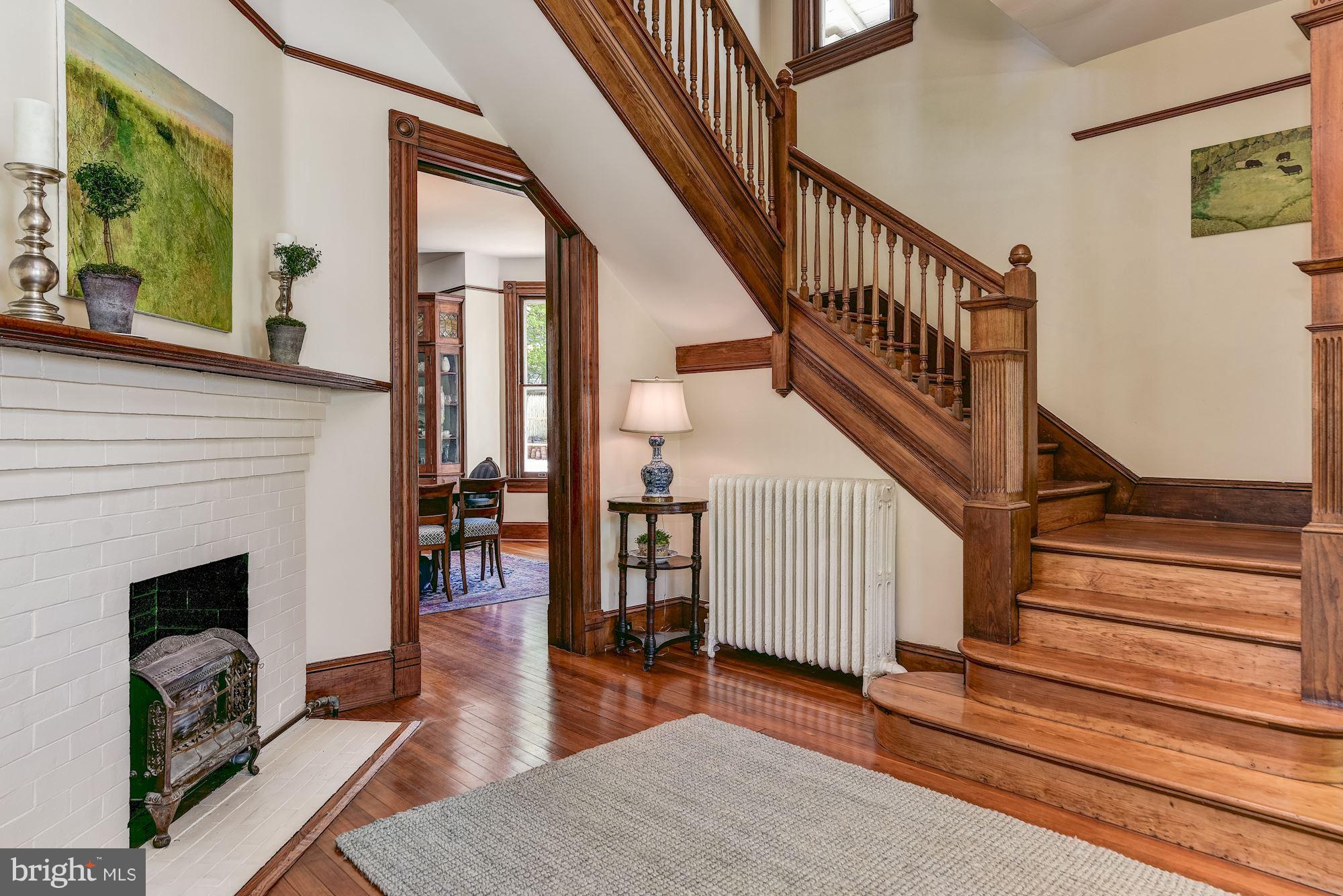 KENSINGTON - Residential