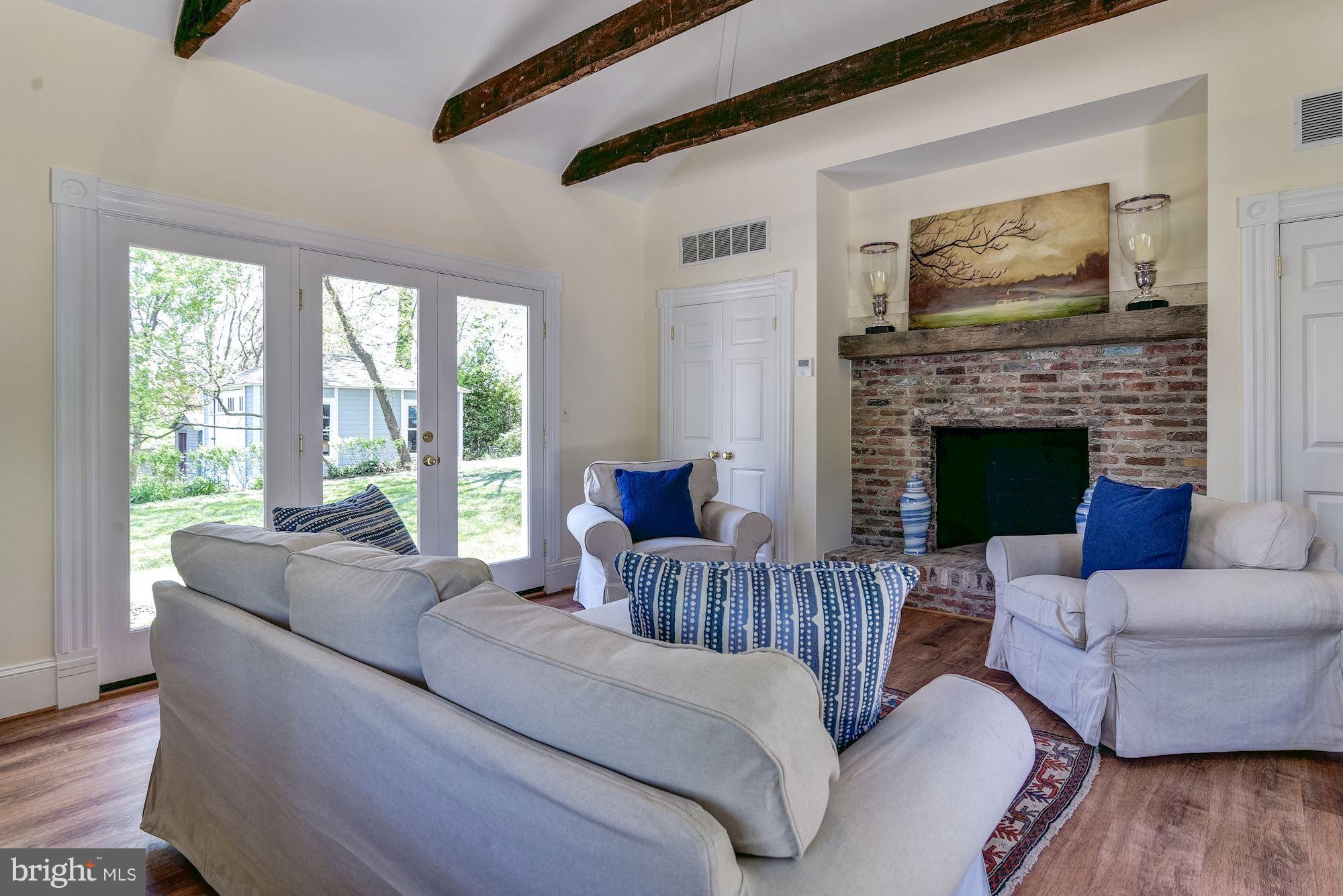 KENSINGTON - Residential