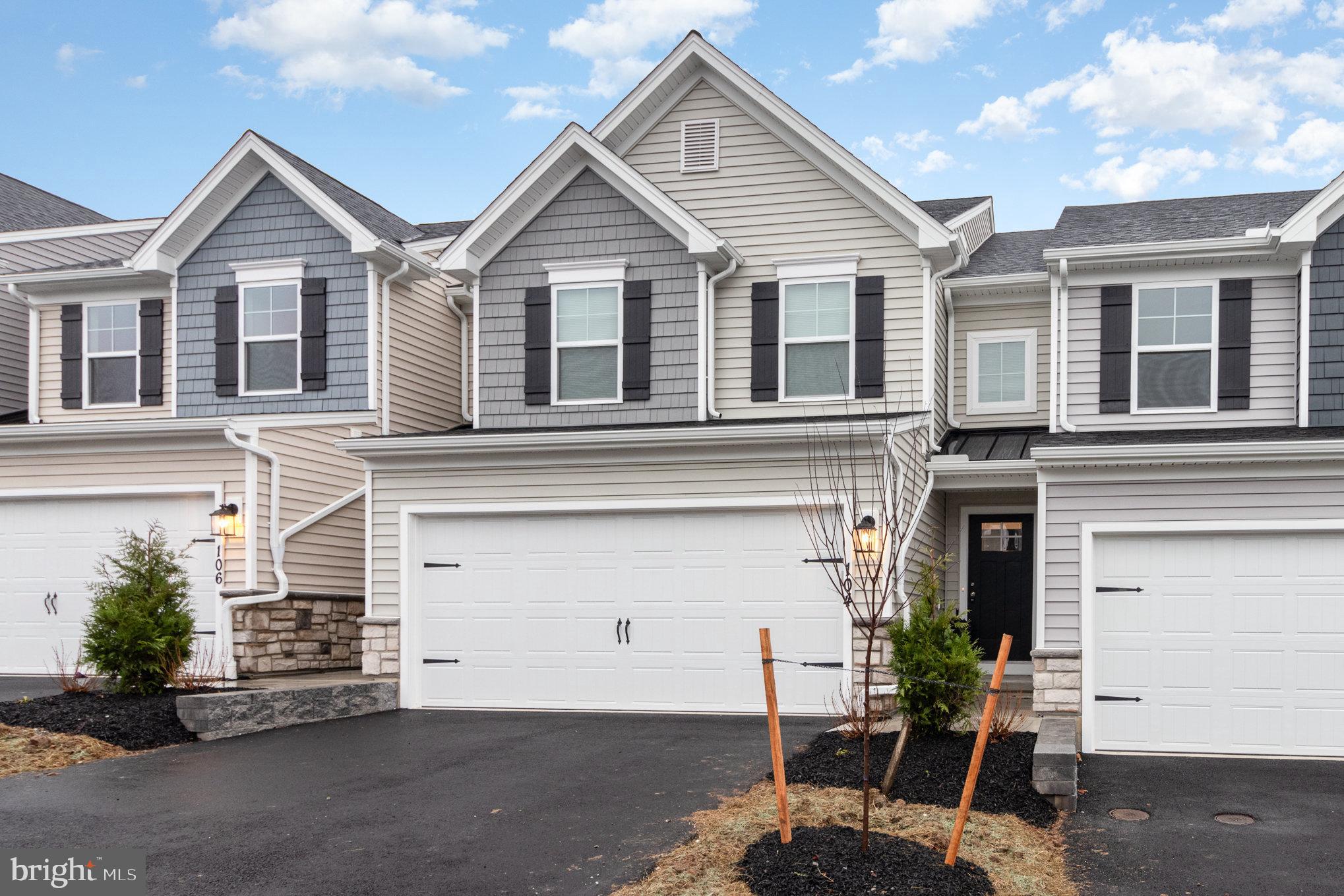 EASTVALE GROVE - Residential Lease