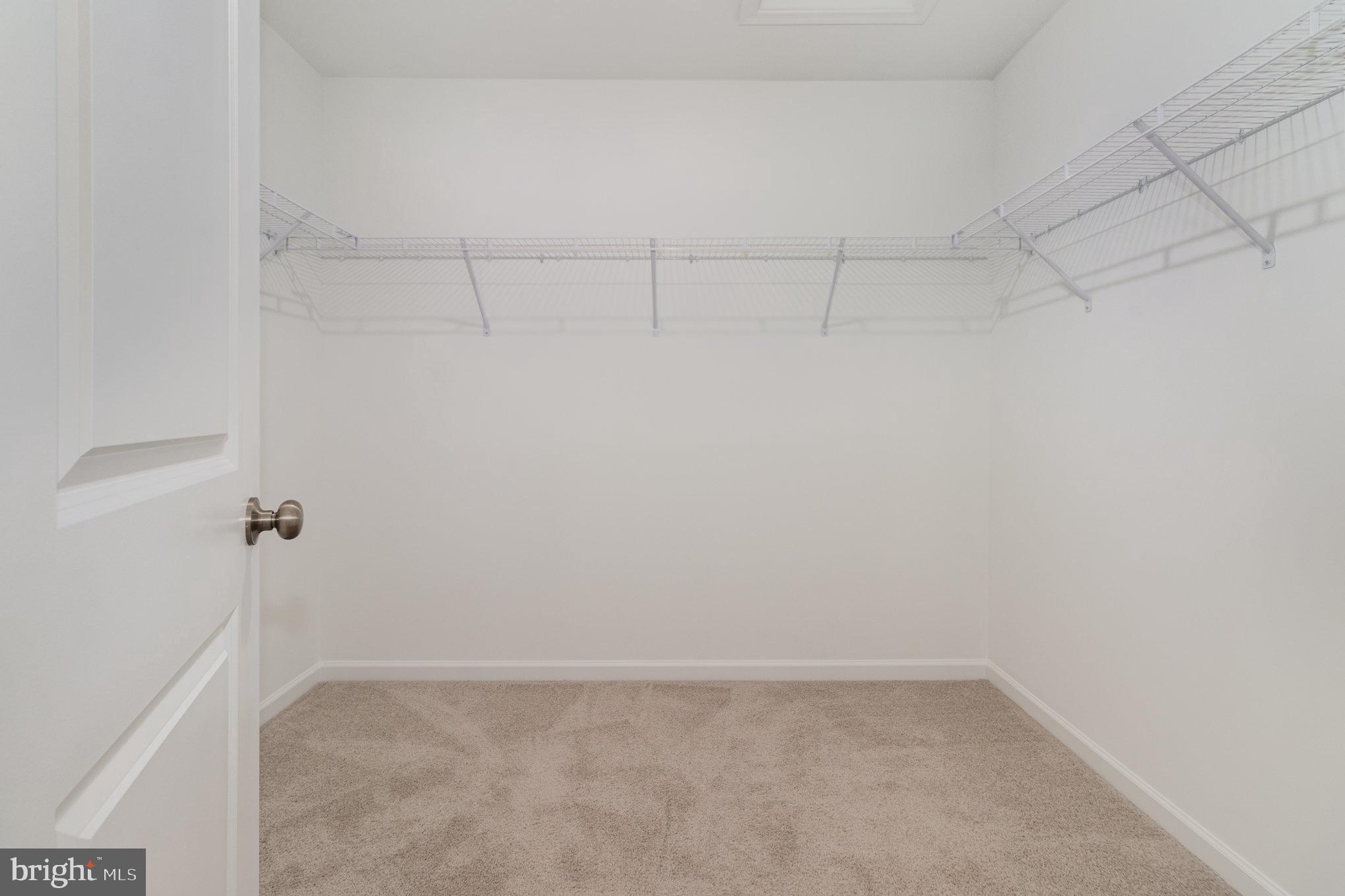 EASTVALE GROVE - Residential Lease