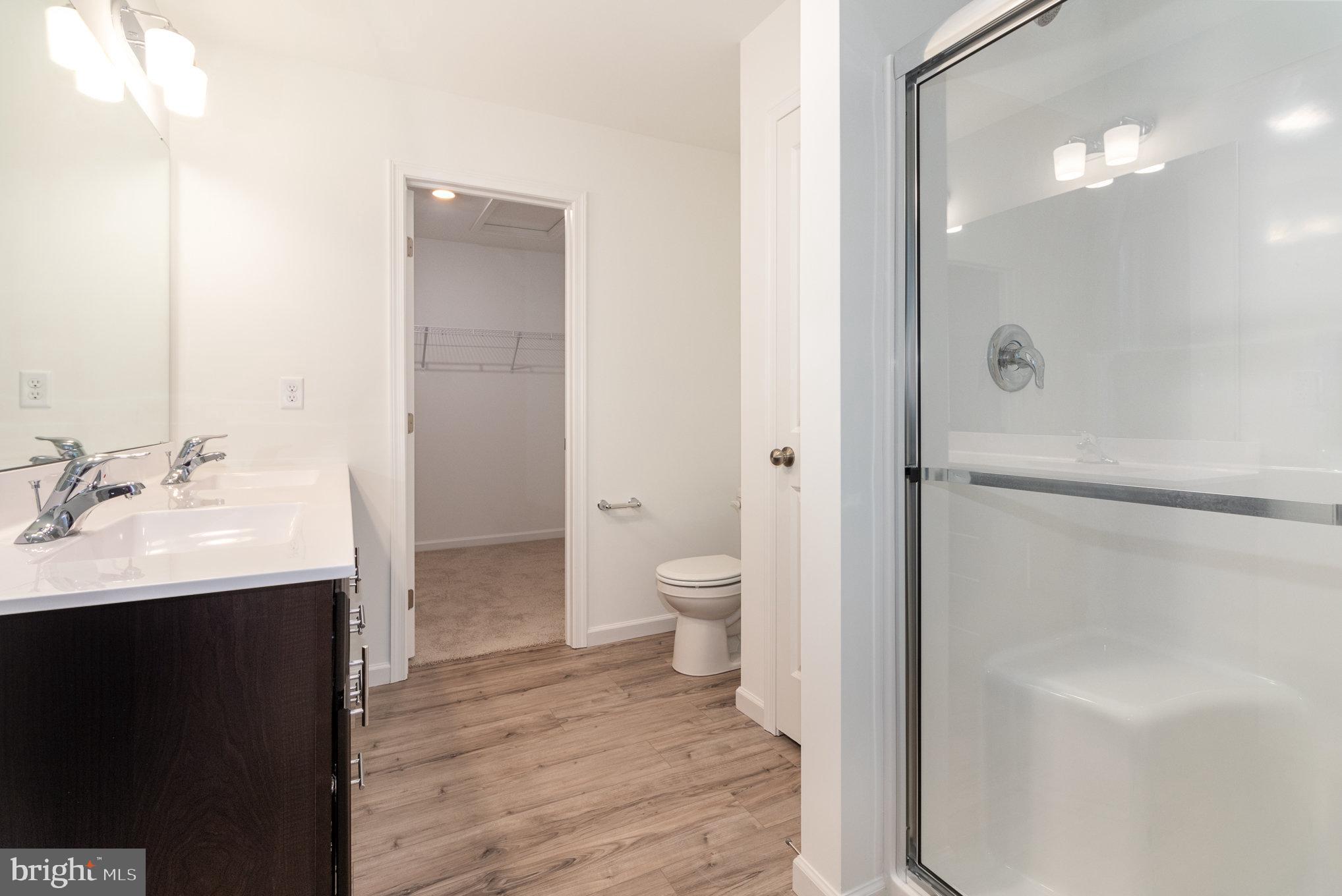 EASTVALE GROVE - Residential Lease