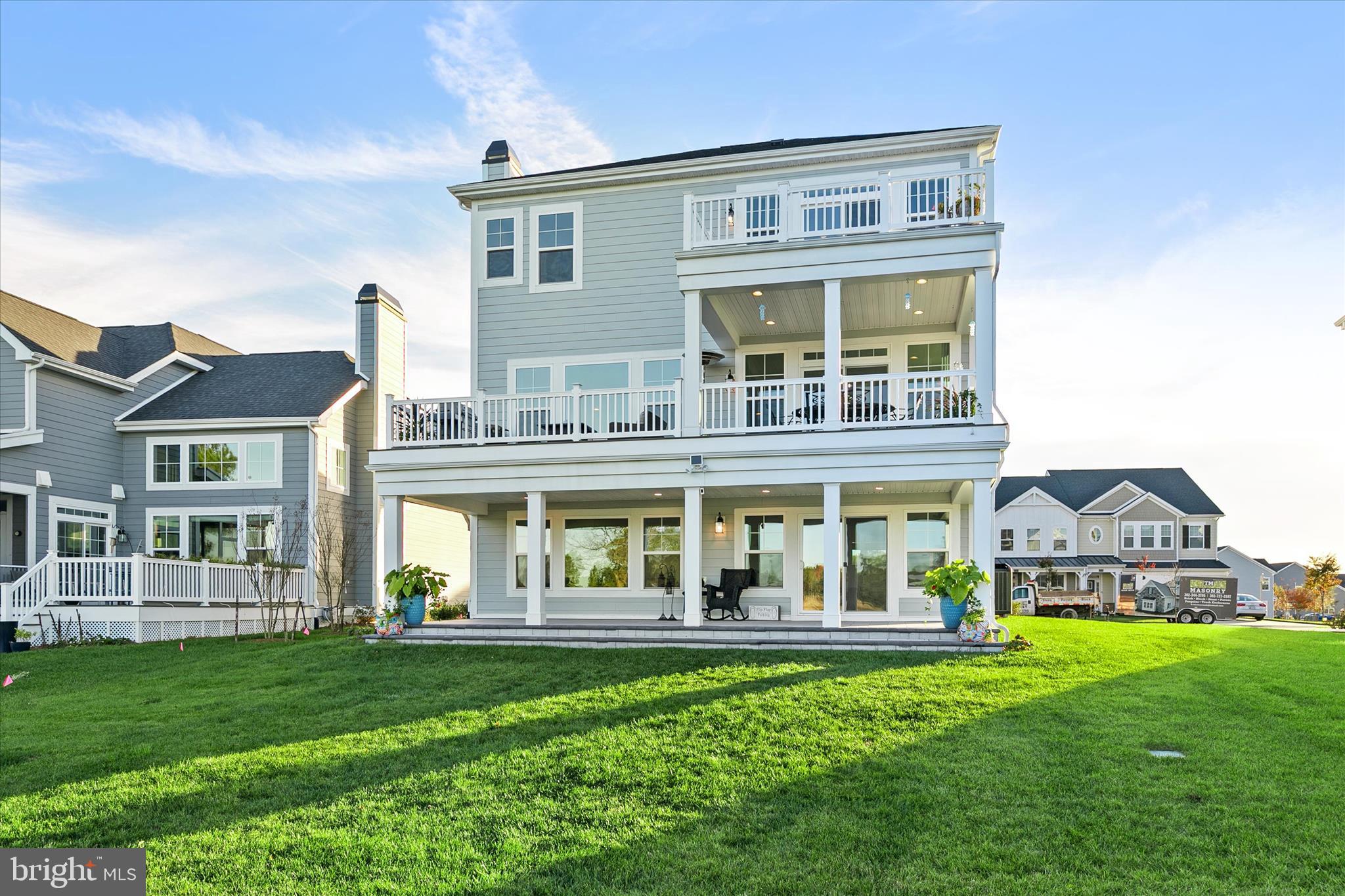 PENINSULA - Residential