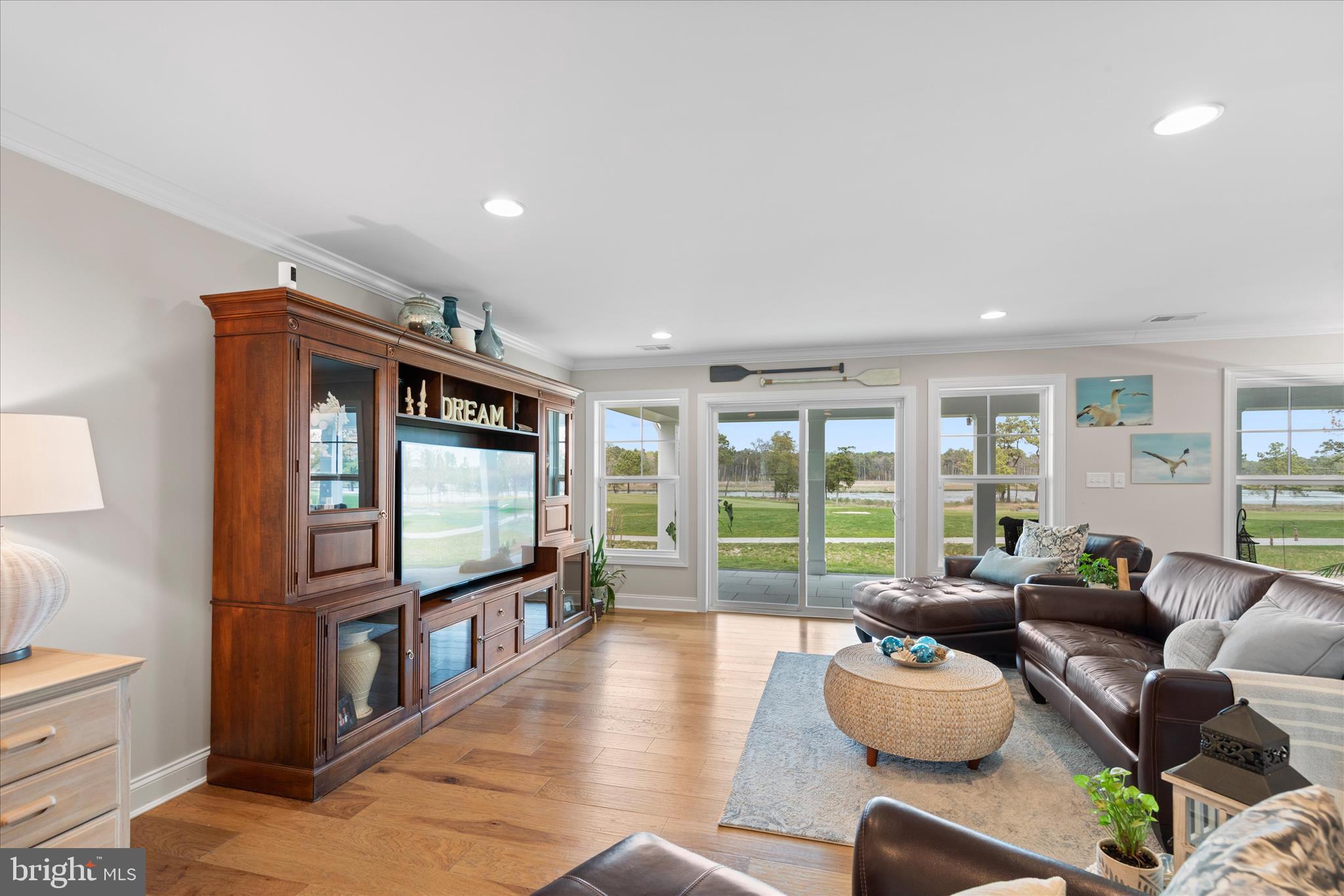PENINSULA - Residential