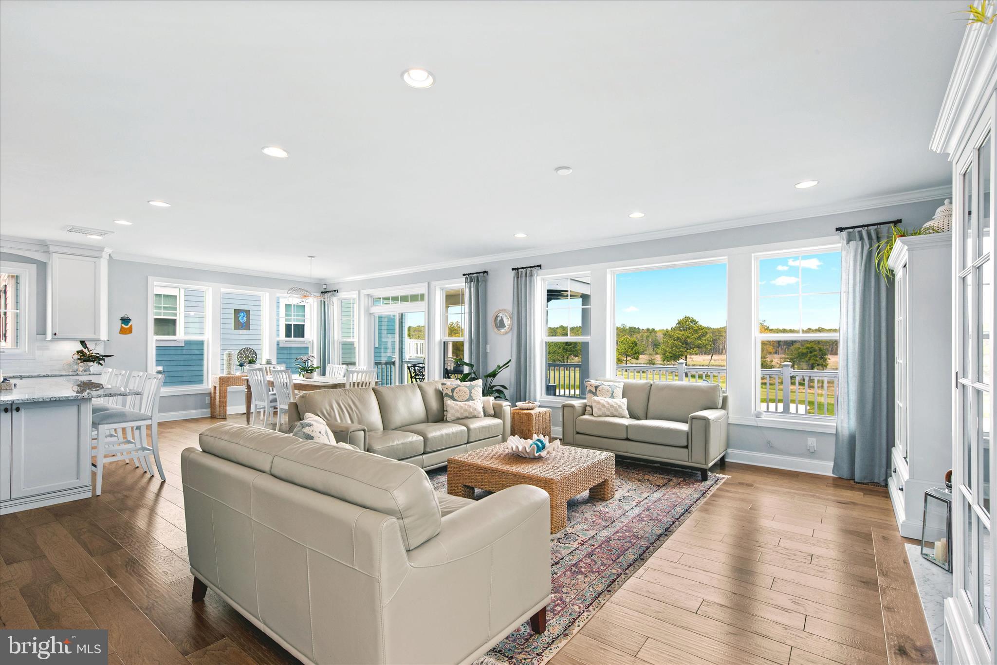PENINSULA - Residential