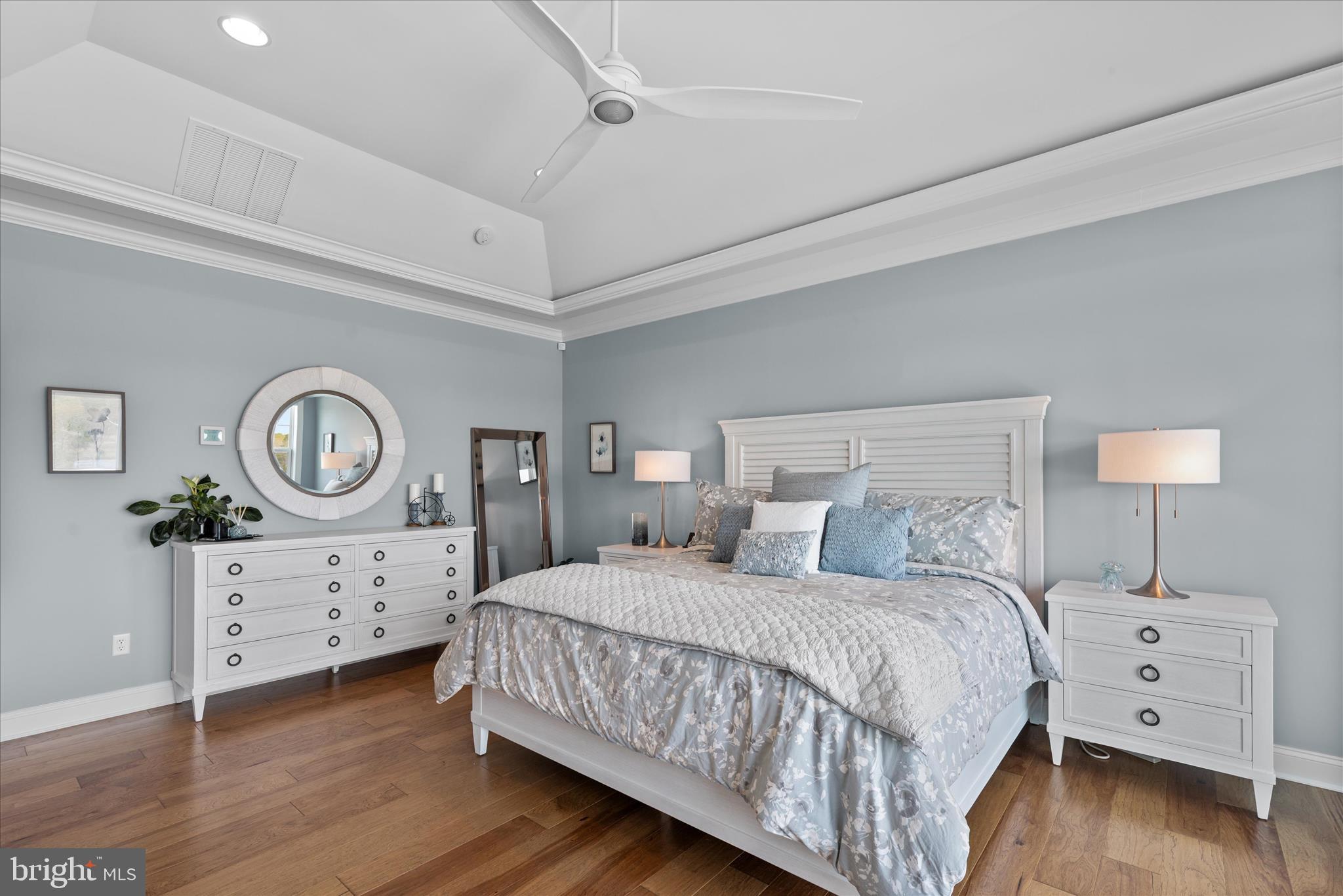 PENINSULA - Residential