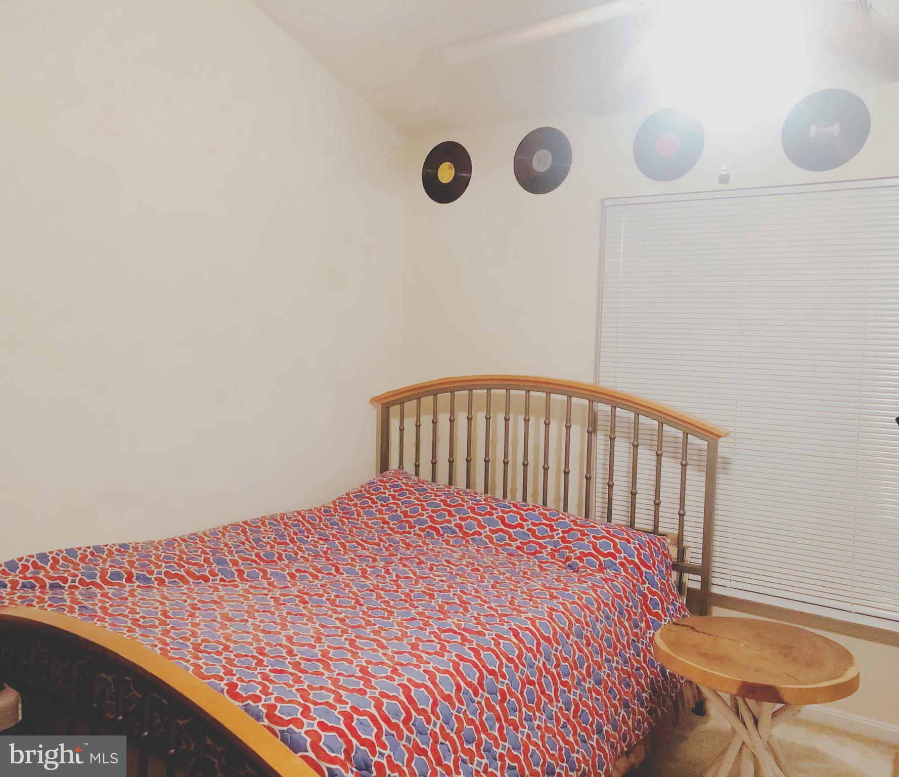 FAIRVIEW SQUARE - Residential