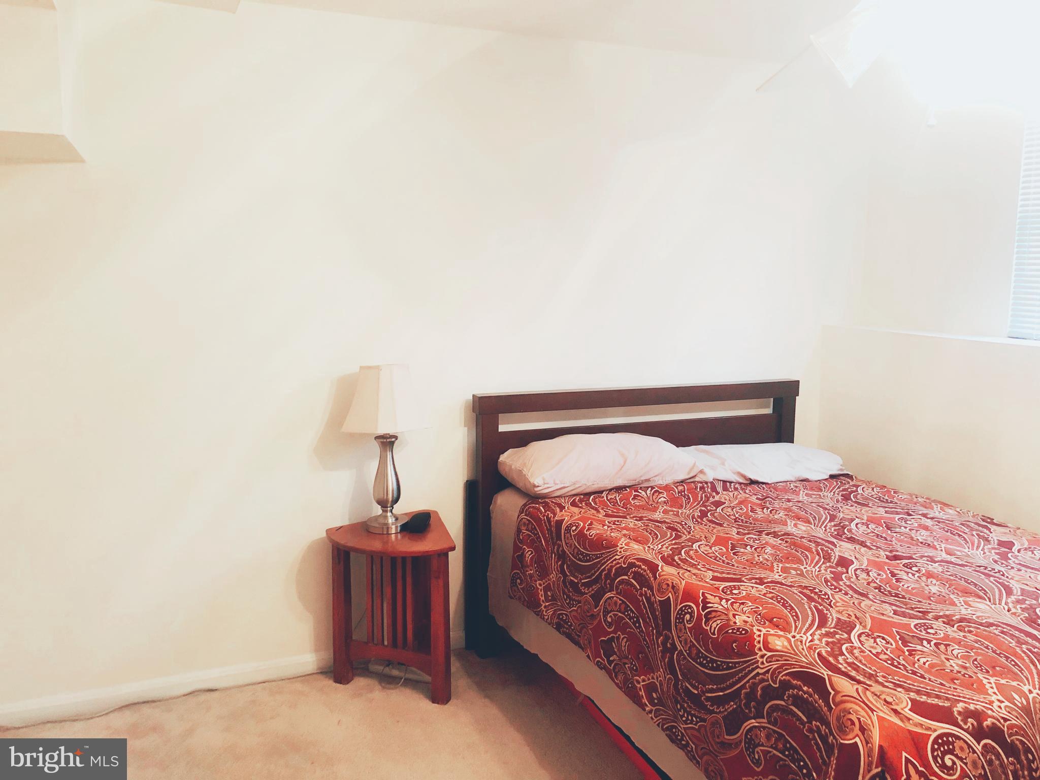 FAIRVIEW SQUARE - Residential