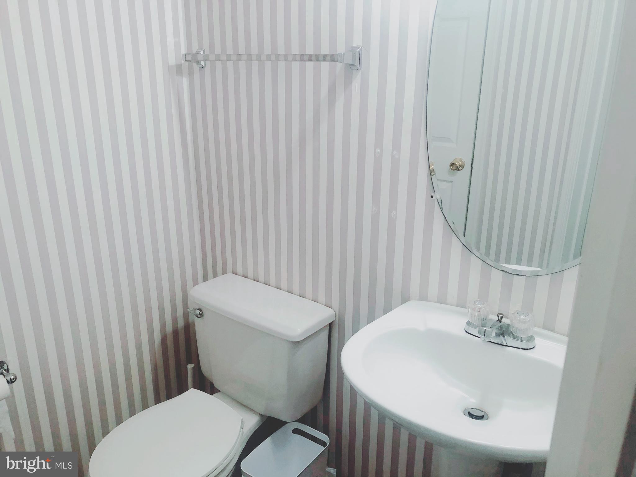 FAIRVIEW SQUARE - Residential