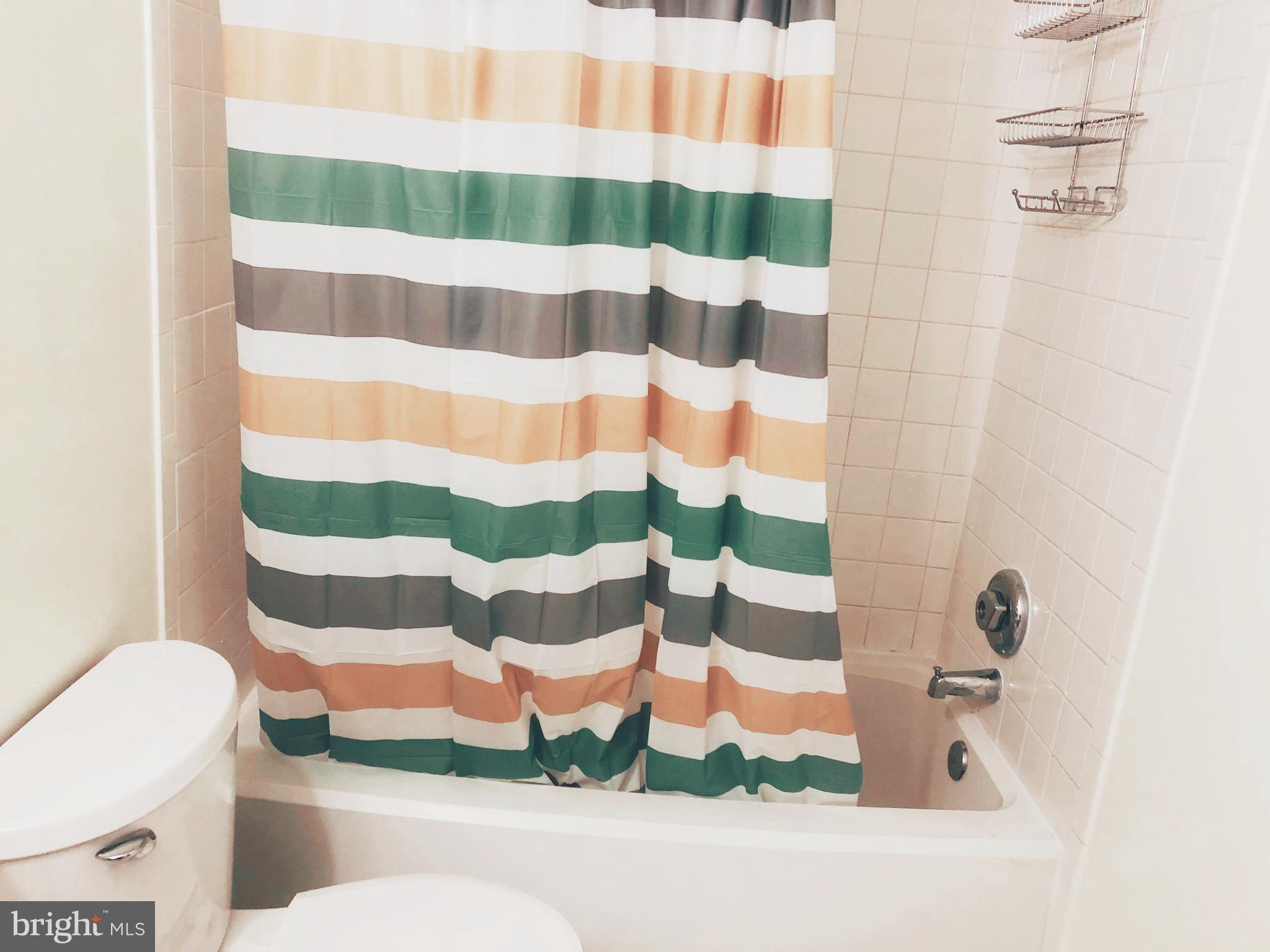 FAIRVIEW SQUARE - Residential