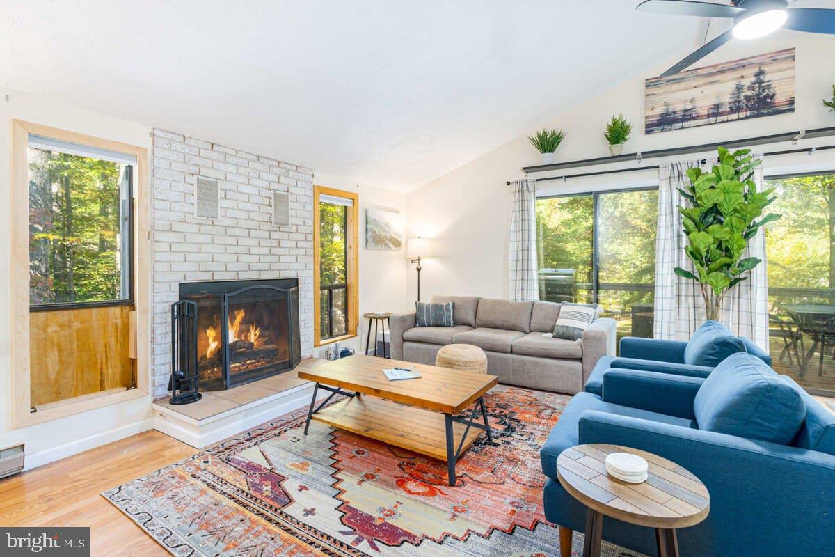 SLEEPY HOLLOW - Residential