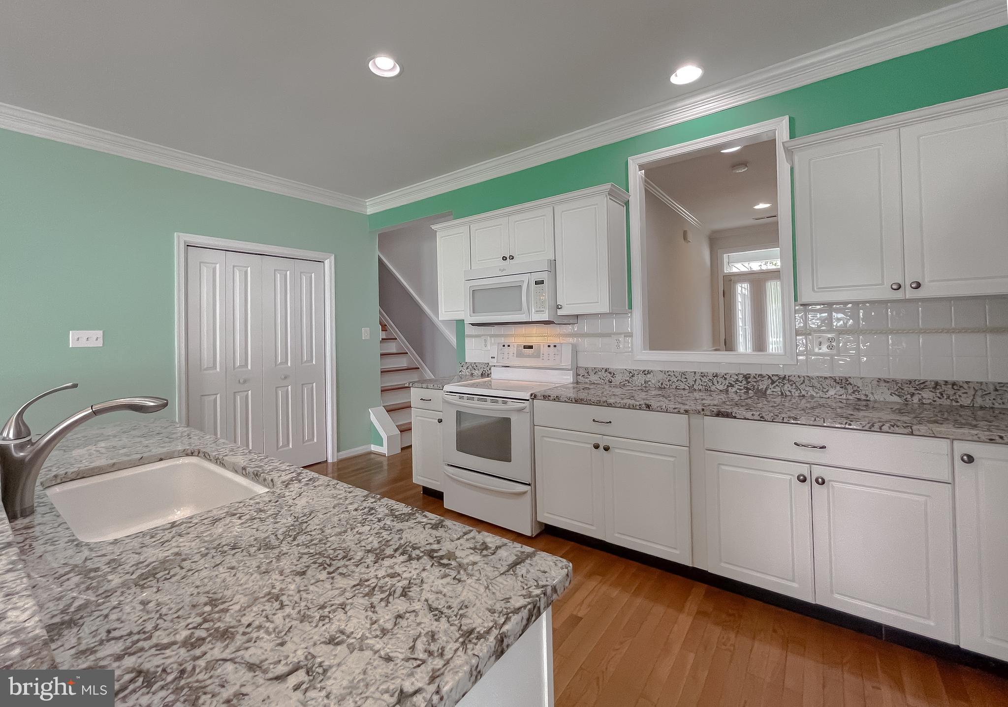 ST GEORGE PIER - Residential