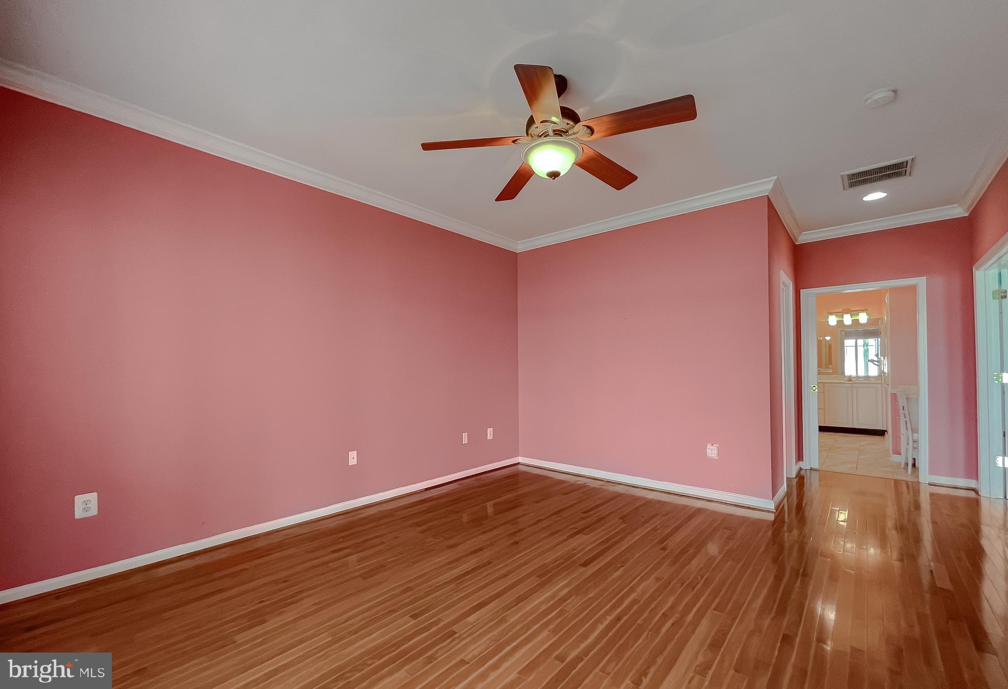 ST GEORGE PIER - Residential