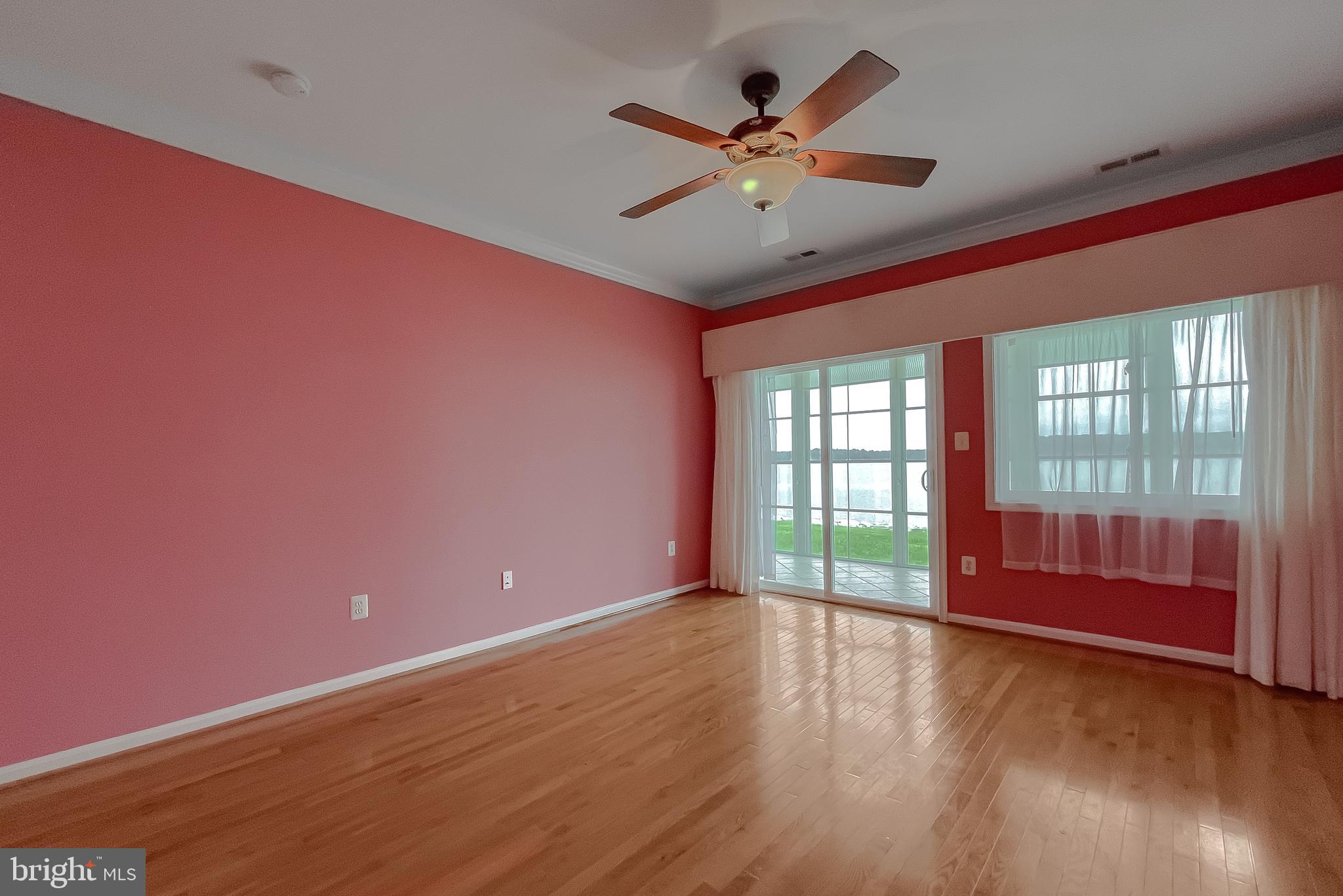 ST GEORGE PIER - Residential