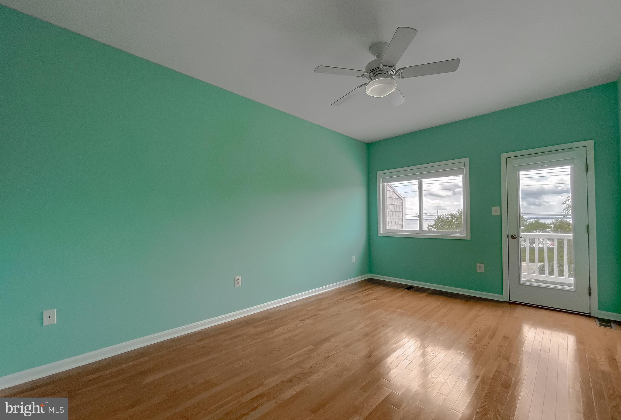 ST GEORGE PIER - Residential