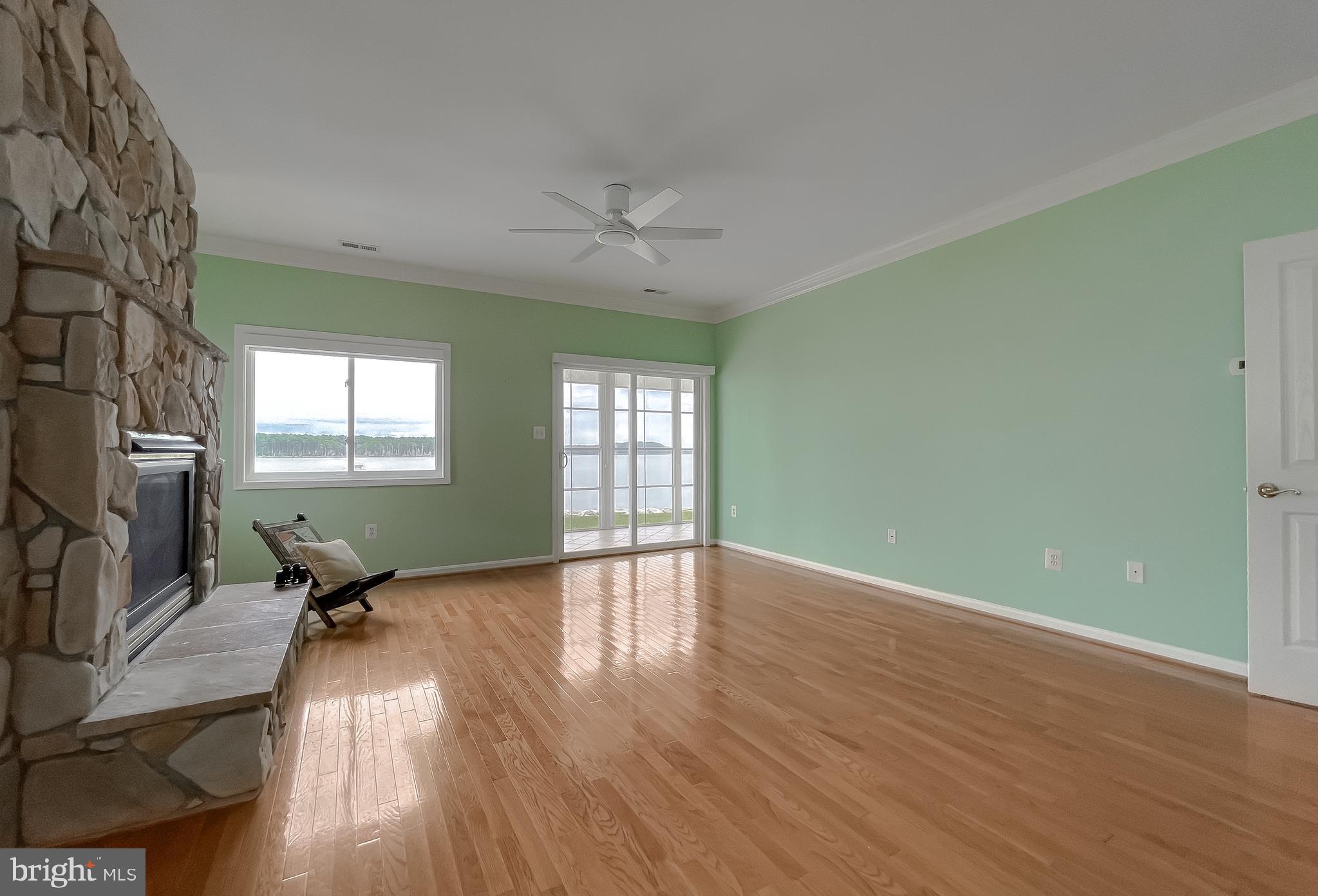 ST GEORGE PIER - Residential