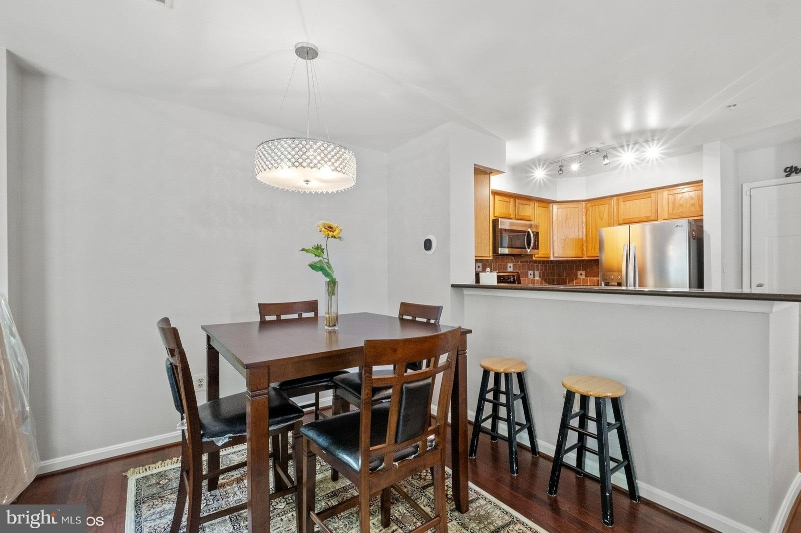 9806 SPANISH OAK WAY 126