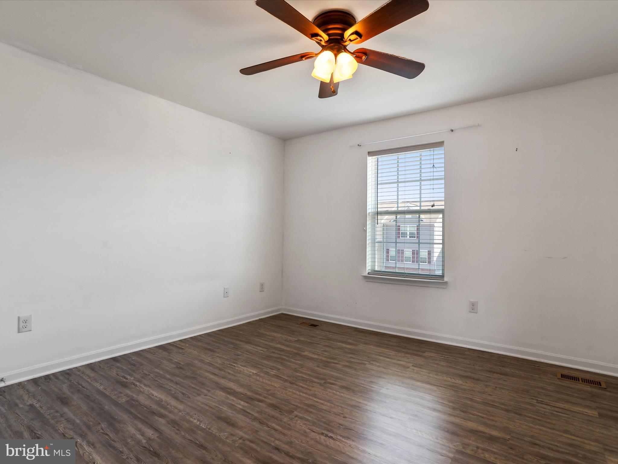 BERKELEY RIDGE - Residential