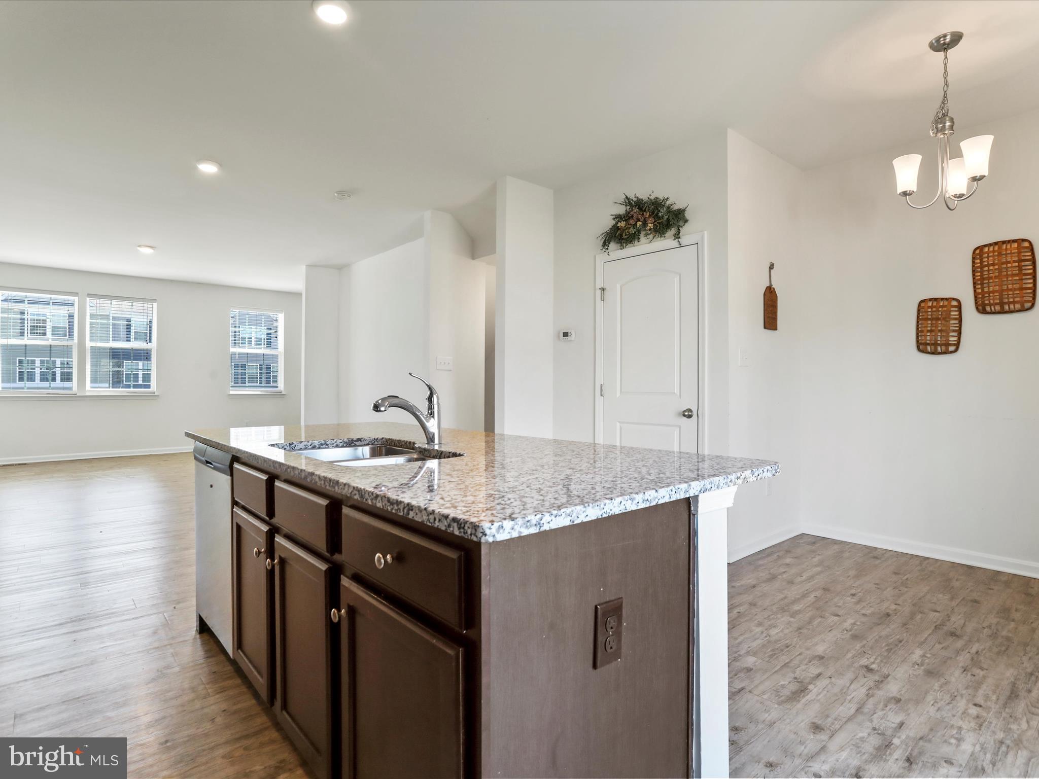 BERKELEY RIDGE - Residential