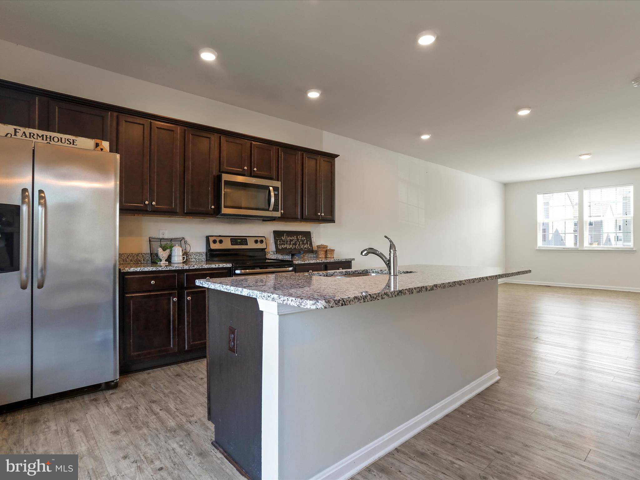 BERKELEY RIDGE - Residential