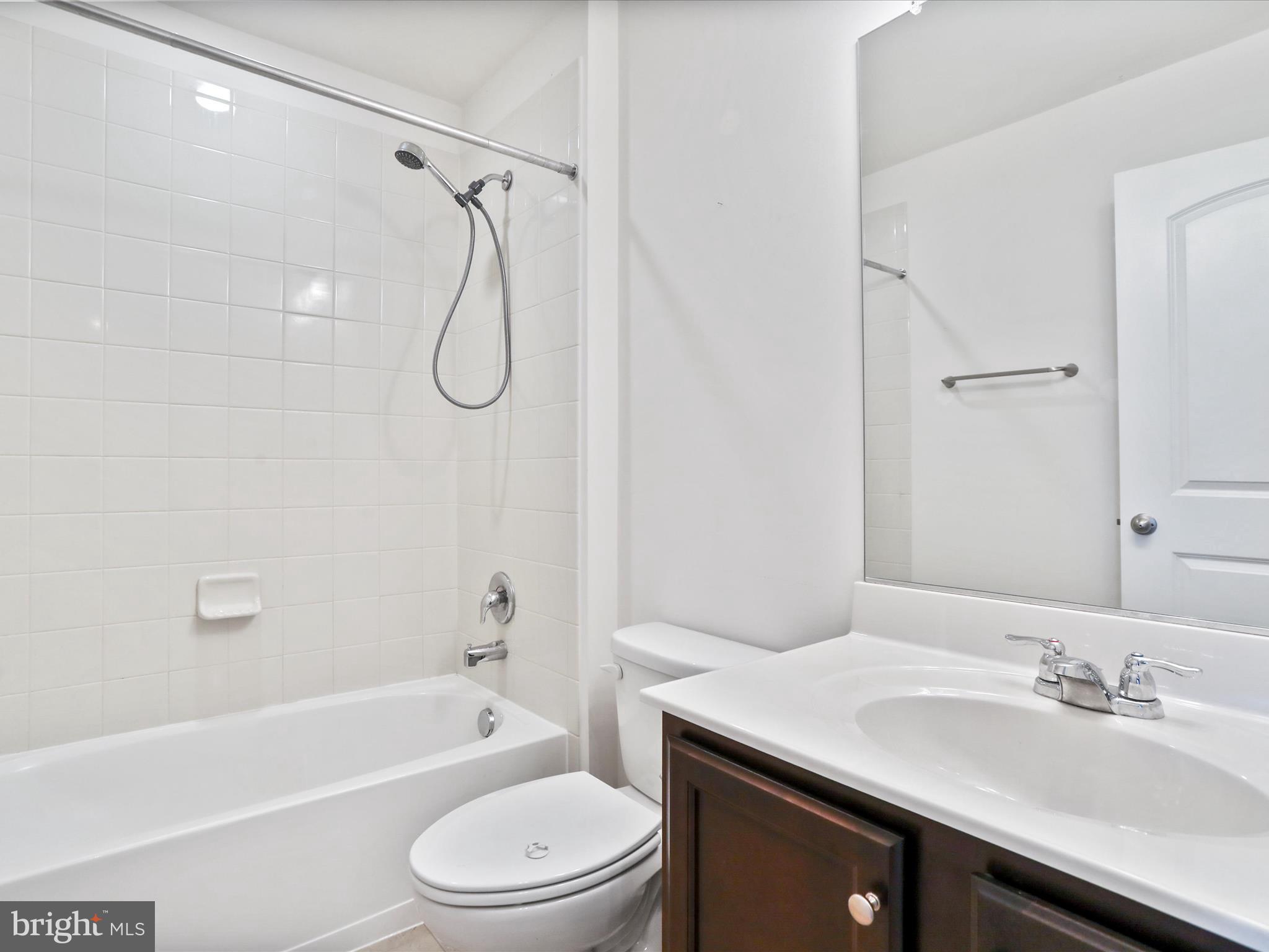 BERKELEY RIDGE - Residential