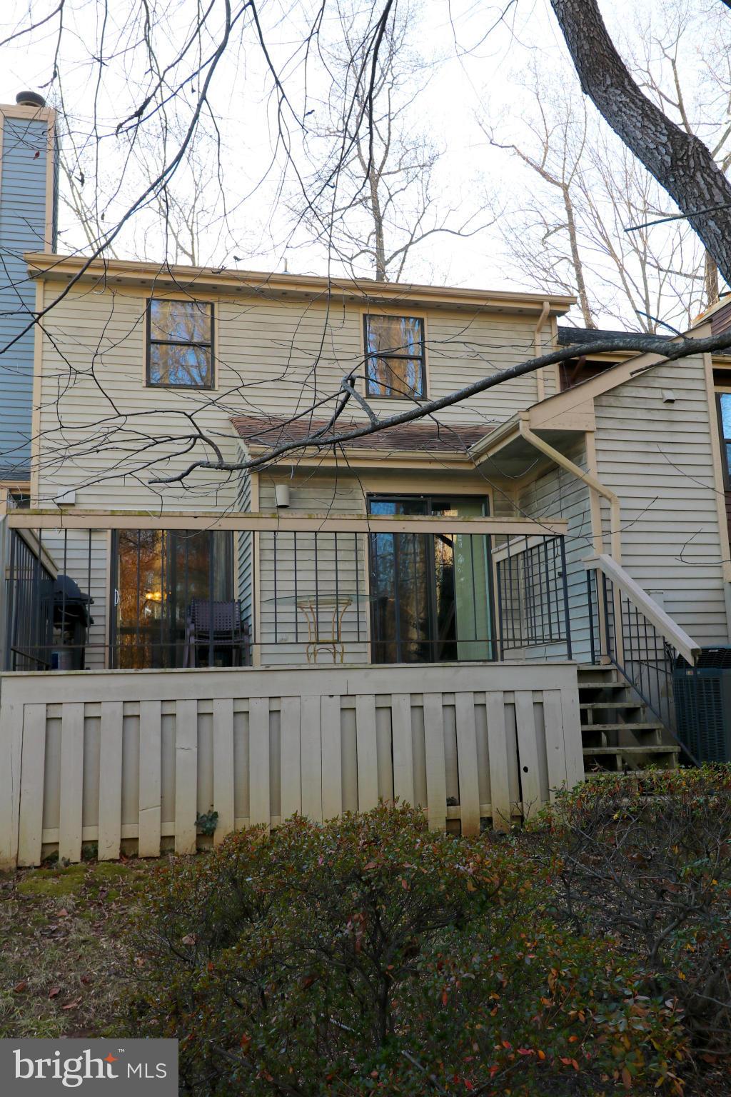 WOODS LANDING - Residential Lease