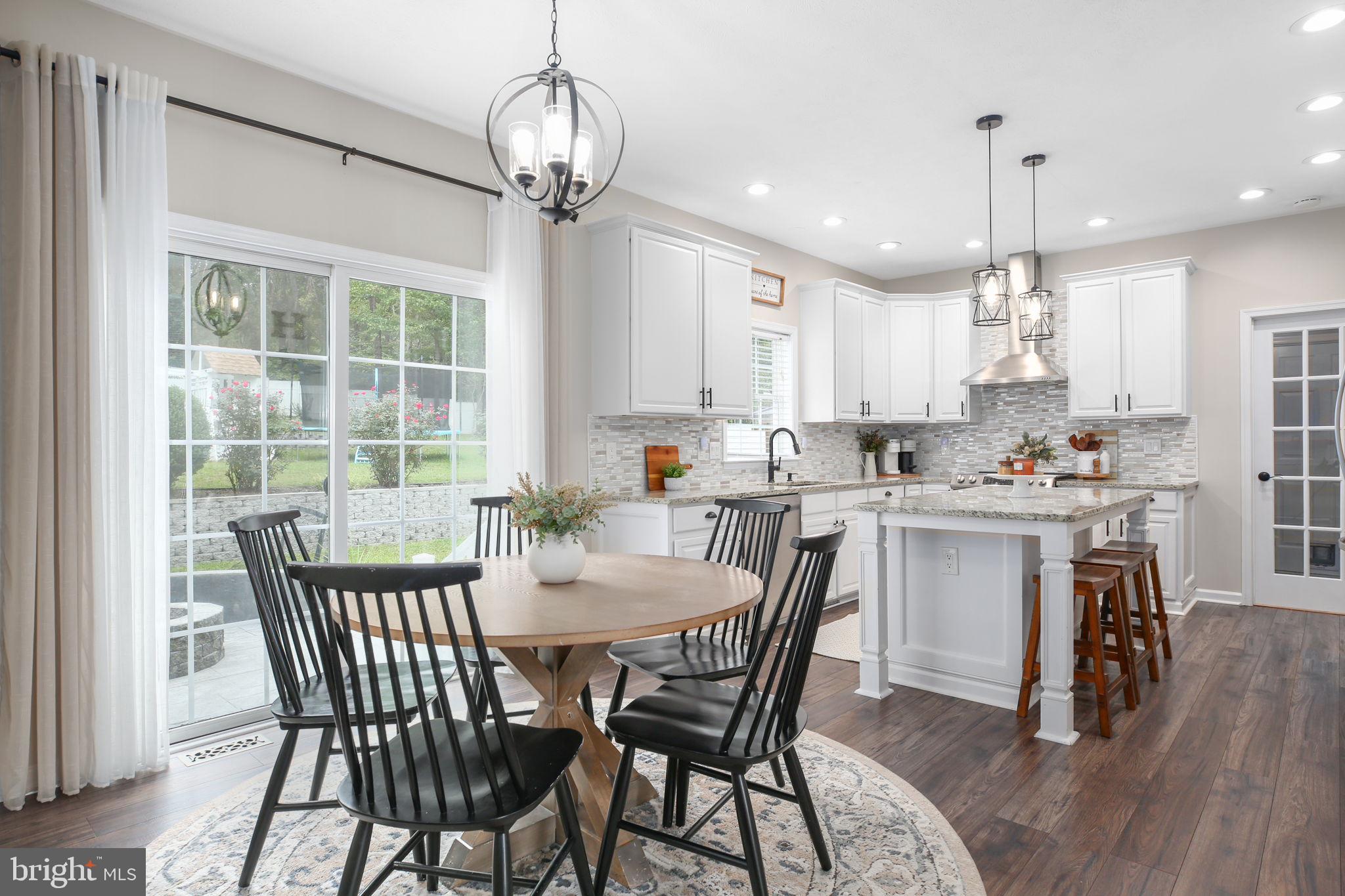 ROYAL OAKS - Residential