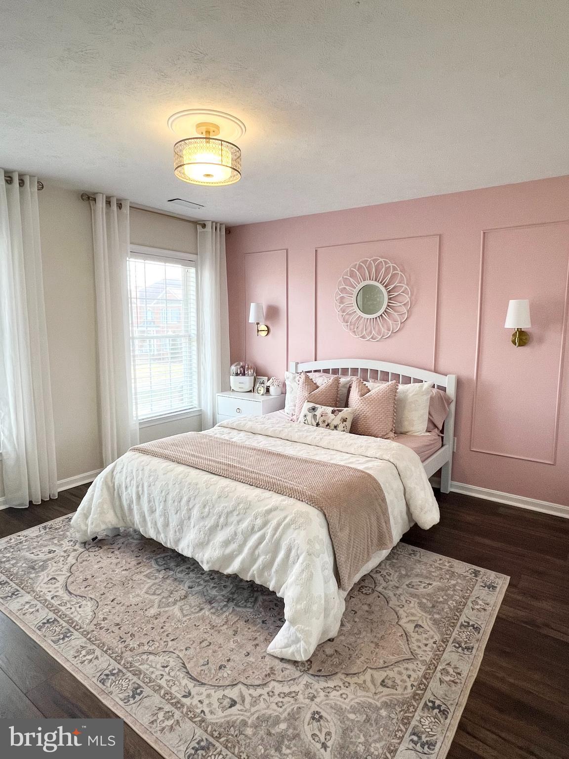 ROYAL OAKS - Residential