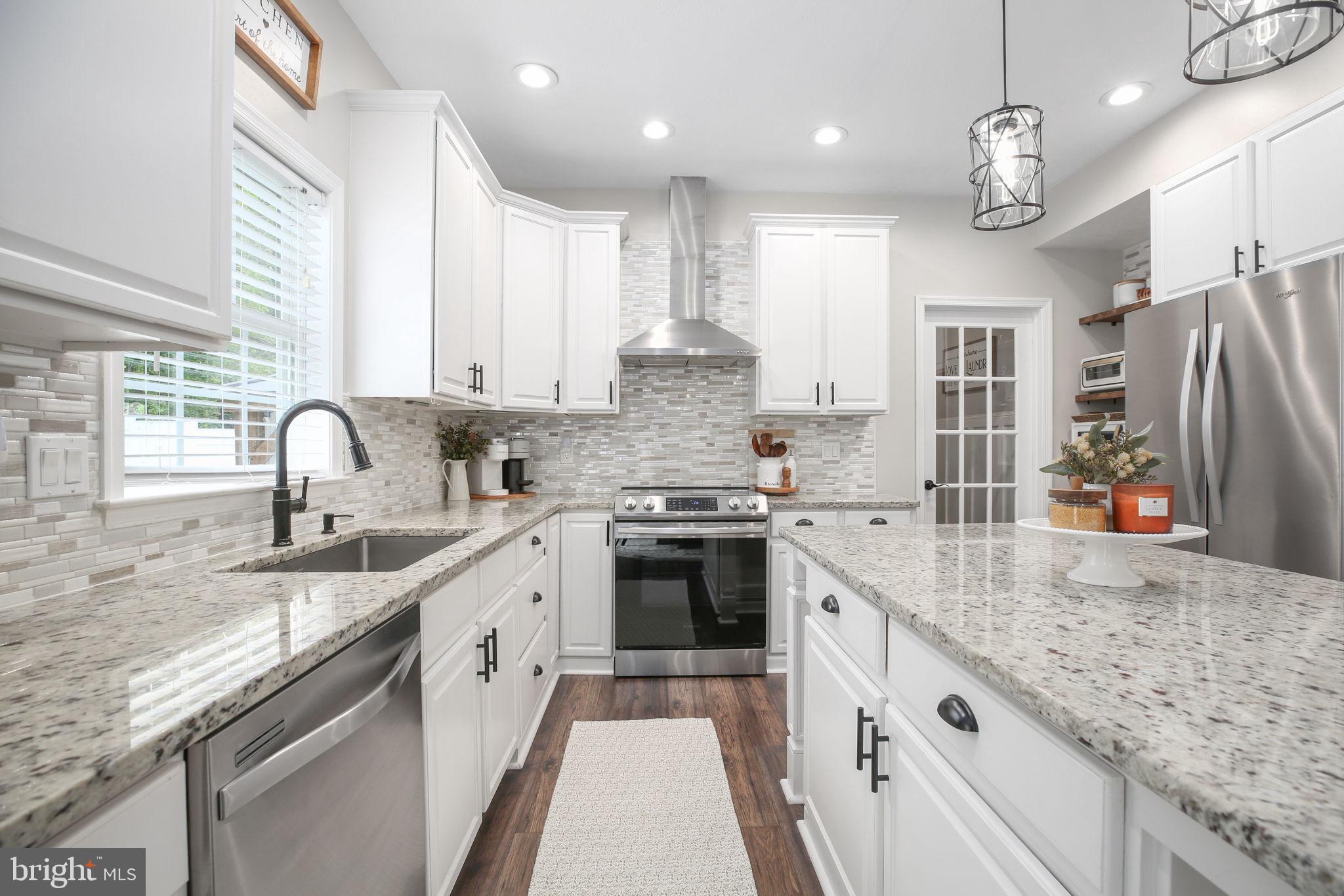 ROYAL OAKS - Residential