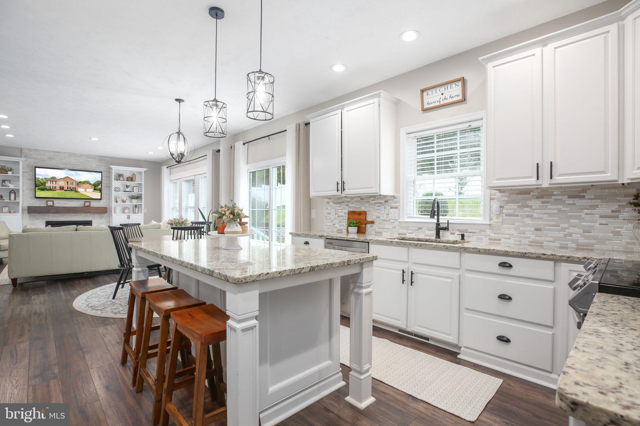 ROYAL OAKS - Residential