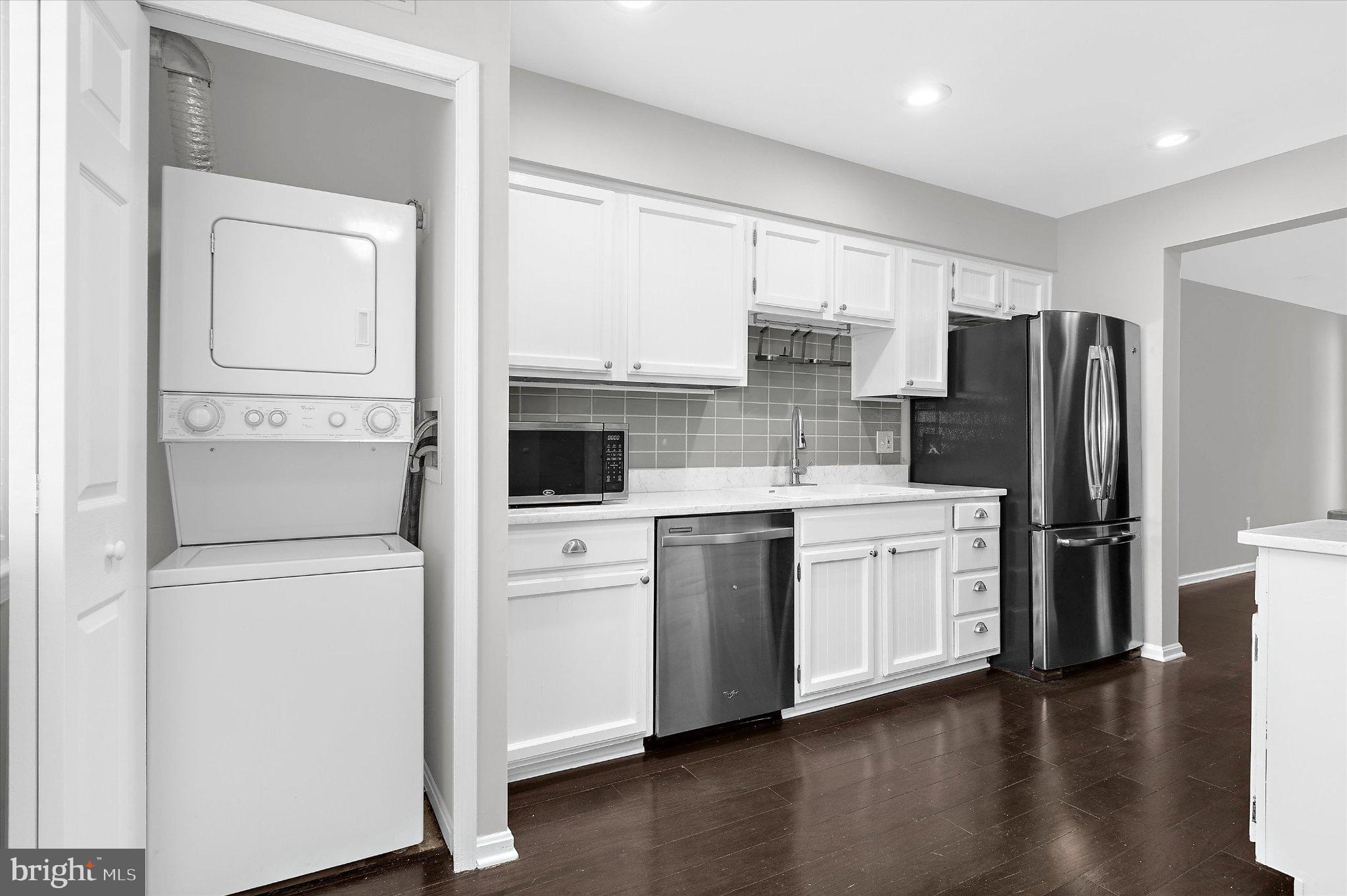 17 TIBURON COURT