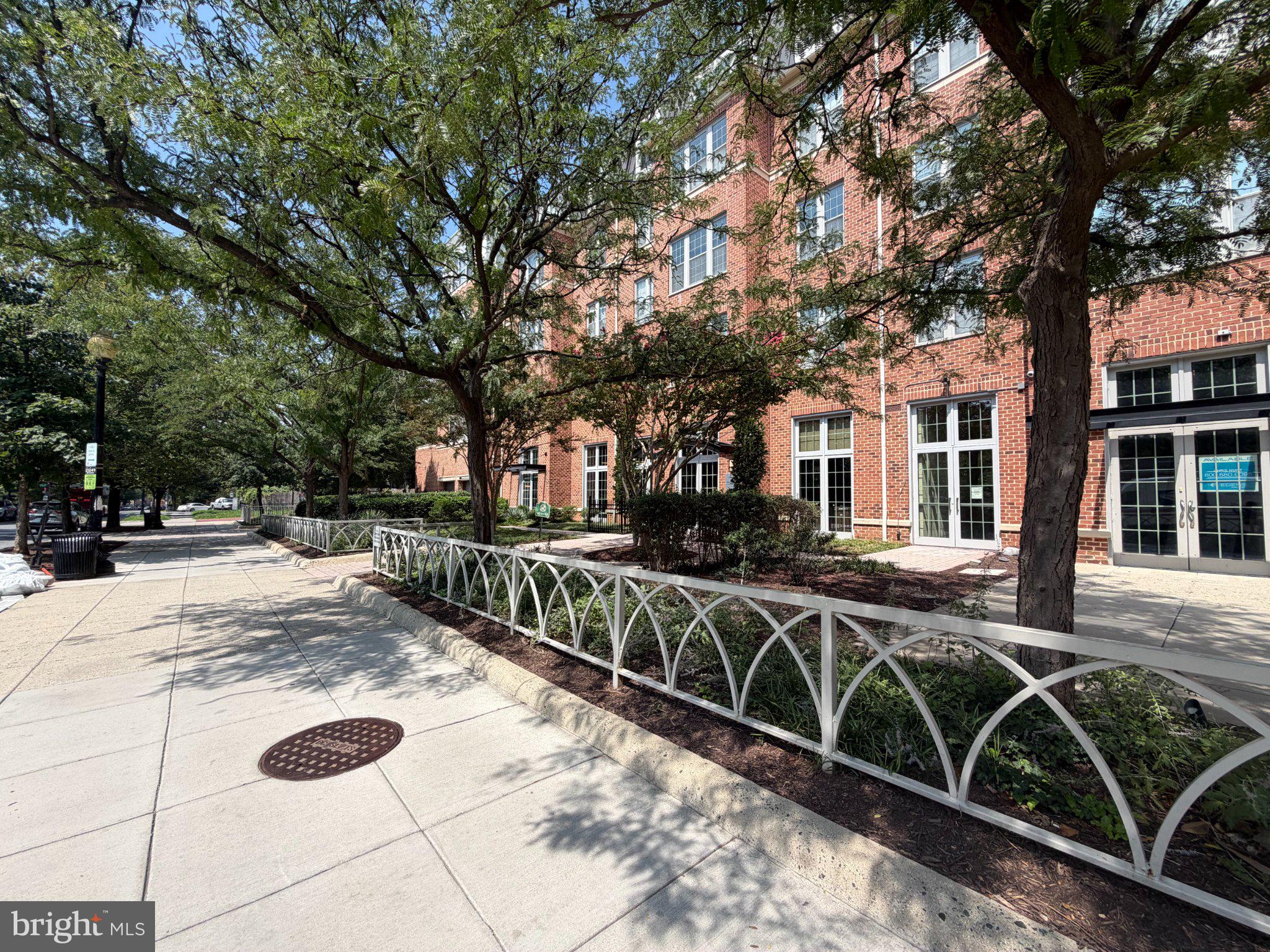 1391 PENNSYLVANIA AVENUE SE 463