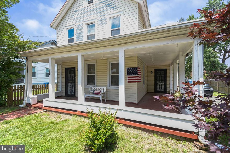 The Forever Farmhouse with a wraparound porch is captivating! This single-family home sits on a beautiful flat lot with a backyard and driveway.  This home is ready for the next owners to bring it into the 21st century. The home is an "as is" renovation project!  An architect and builder's dream! Create your dream home at 308 East Raymond avenue! The location is unmatched with grocery stores, restaurants, retail shops, Mt. Vernon Ave. , Potomac Yard, and two metro stations within walking distance.  The airport, The Pentagon, Old Town Alexandria,  Arlington, and Washington, DC are within two miles! Walk score 91. Contact the listing agent for a tour.  "We shape our homes and then our homes shape us."
