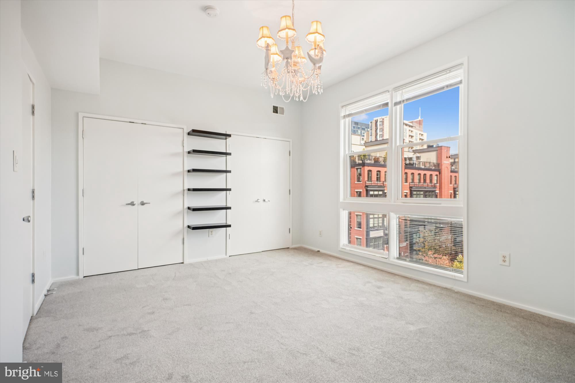 BROMPTONS - Residential