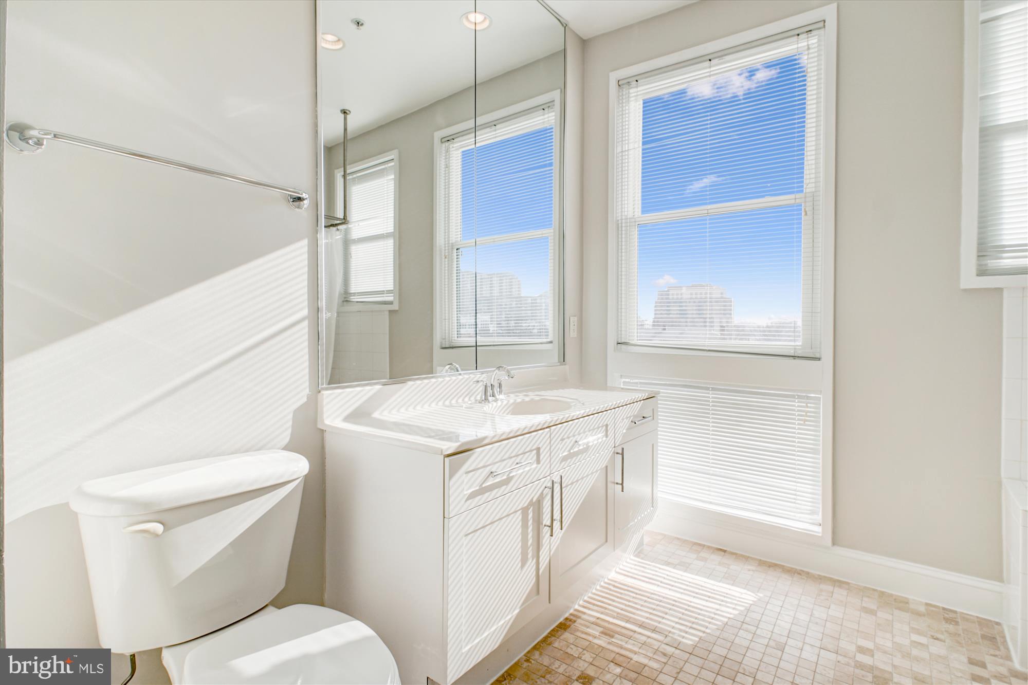 BROMPTONS - Residential