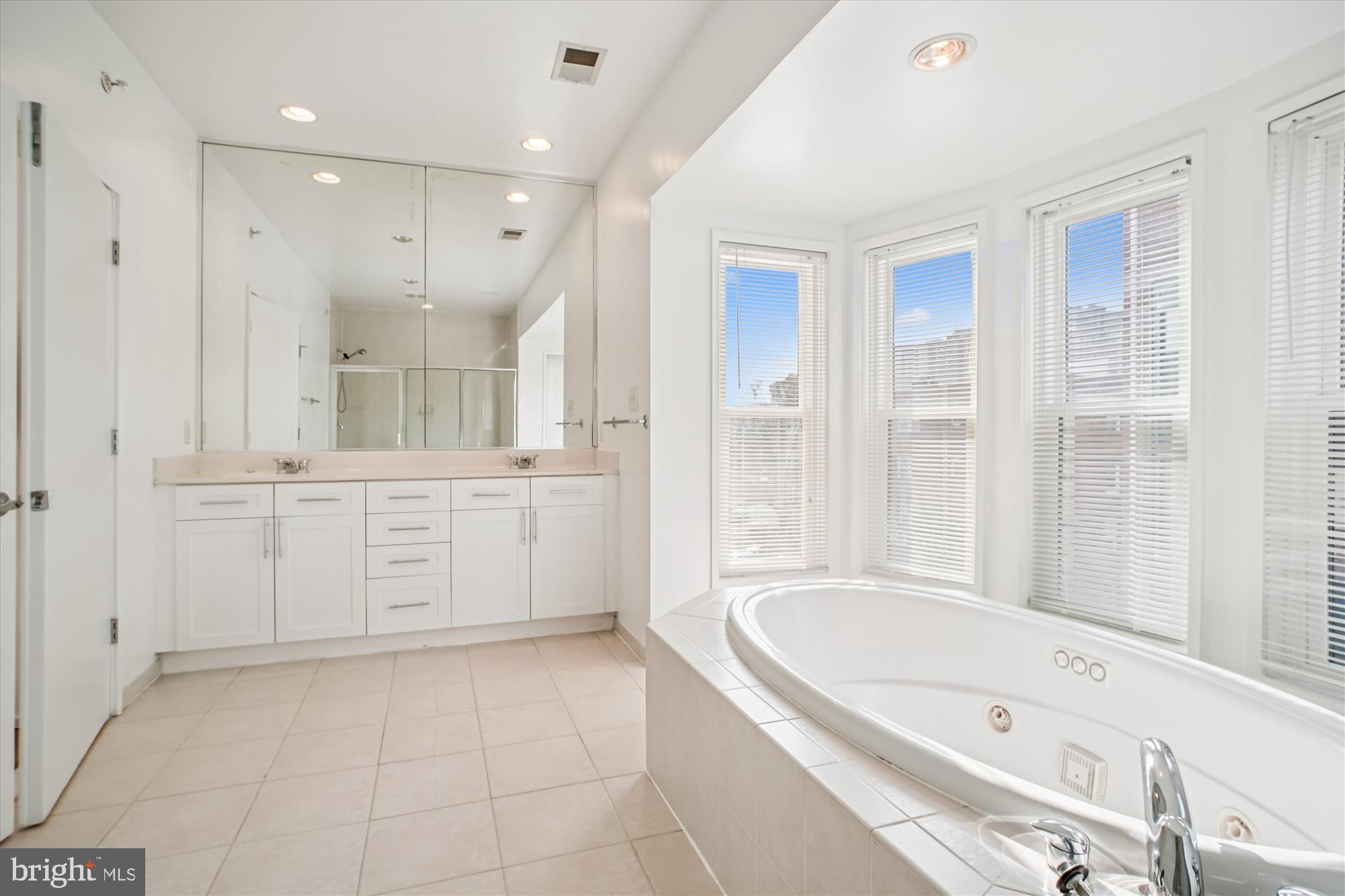 BROMPTONS - Residential