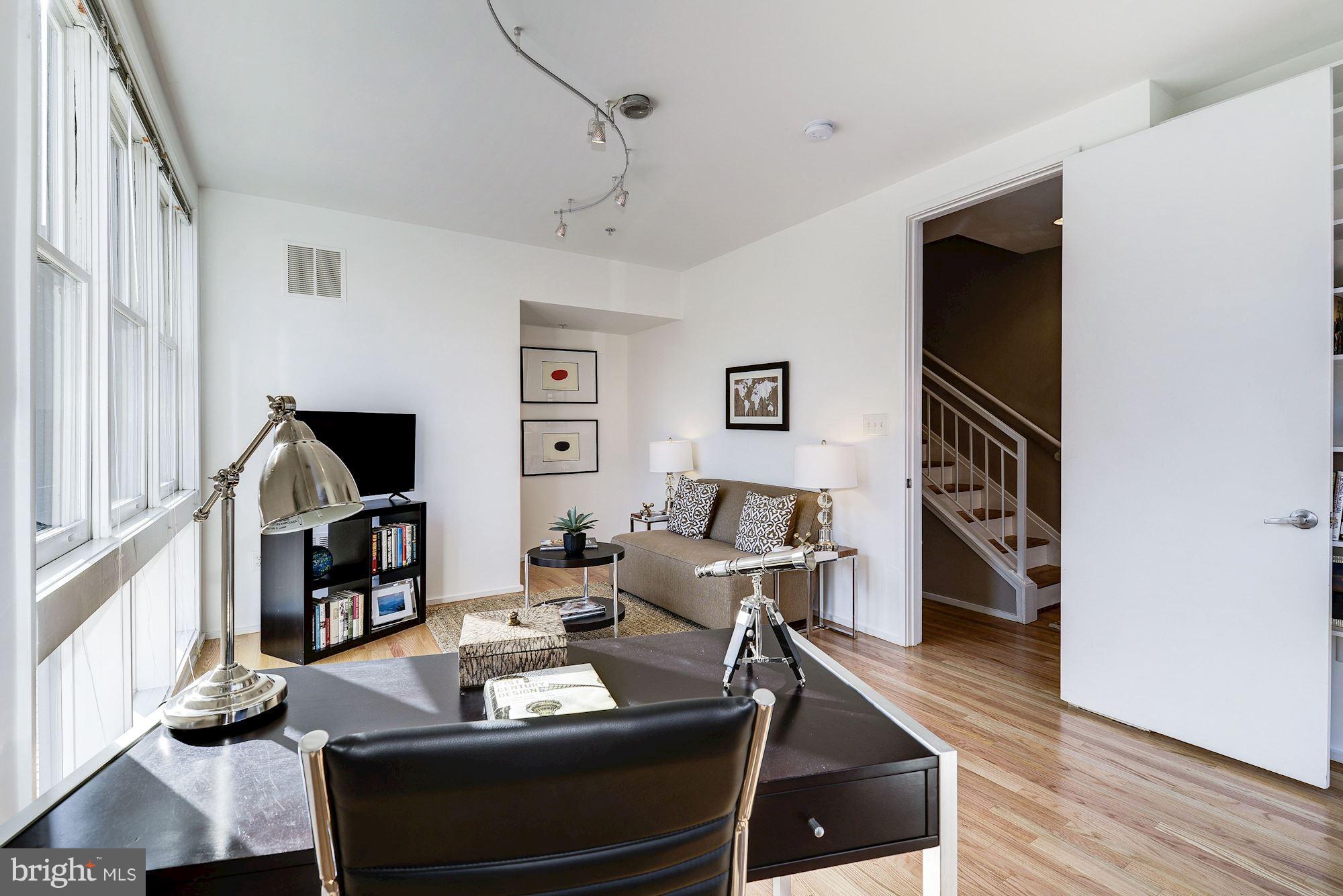 BROMPTONS - Residential